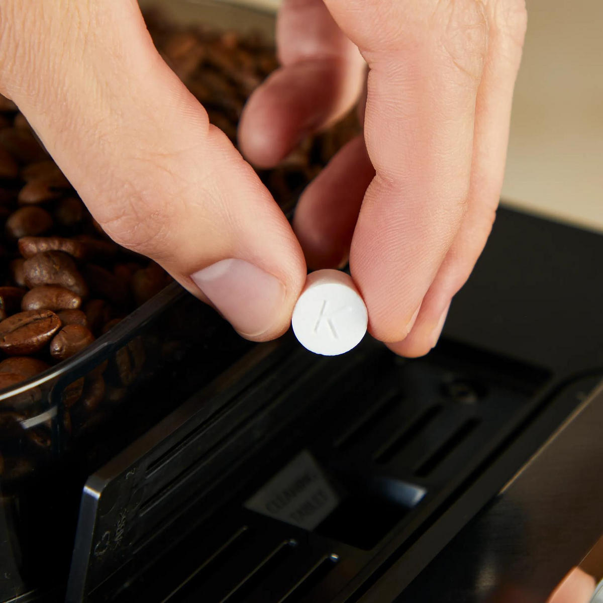 KAFFEEVOLLAUTOMAT SENSATION  - Schwarz, Basics, Kunststoff (38,5/29,1/52,5cm) - Krups