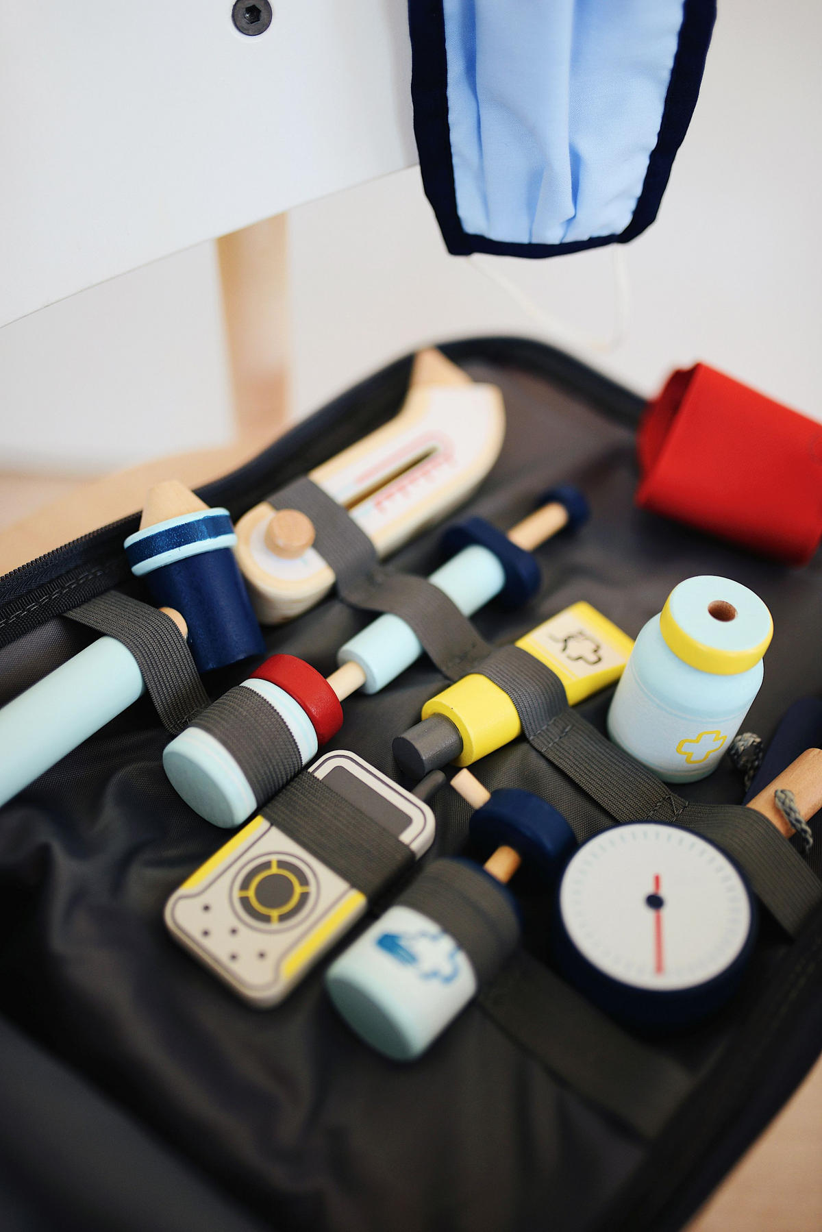 KINDER-ARZTKOFFER - Multicolor, Basics, Holz/Textil (25/33/16cm) - small foot