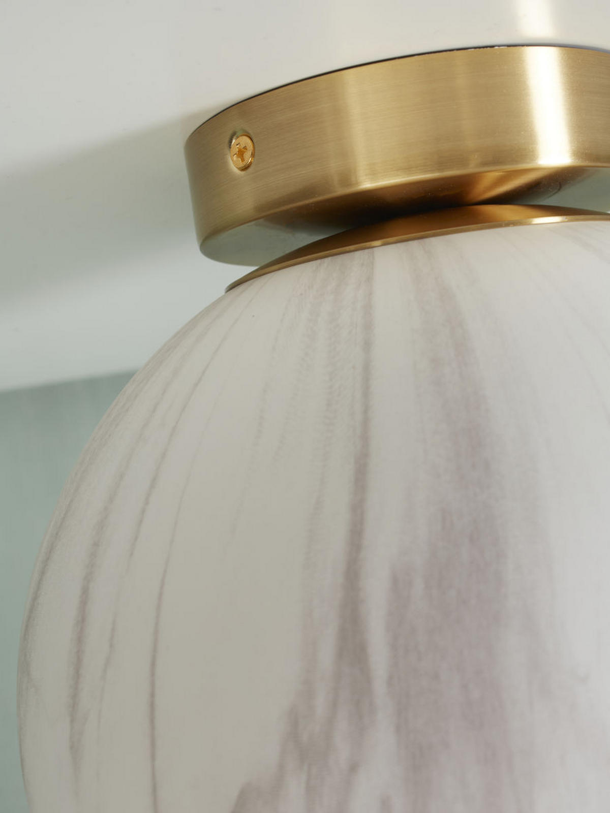 DECKENLEUCHTE Carrara Globus 22 cm  - Goldfarben/Weiß, Basics, Glas/Metall (22cm) - It's about Romi