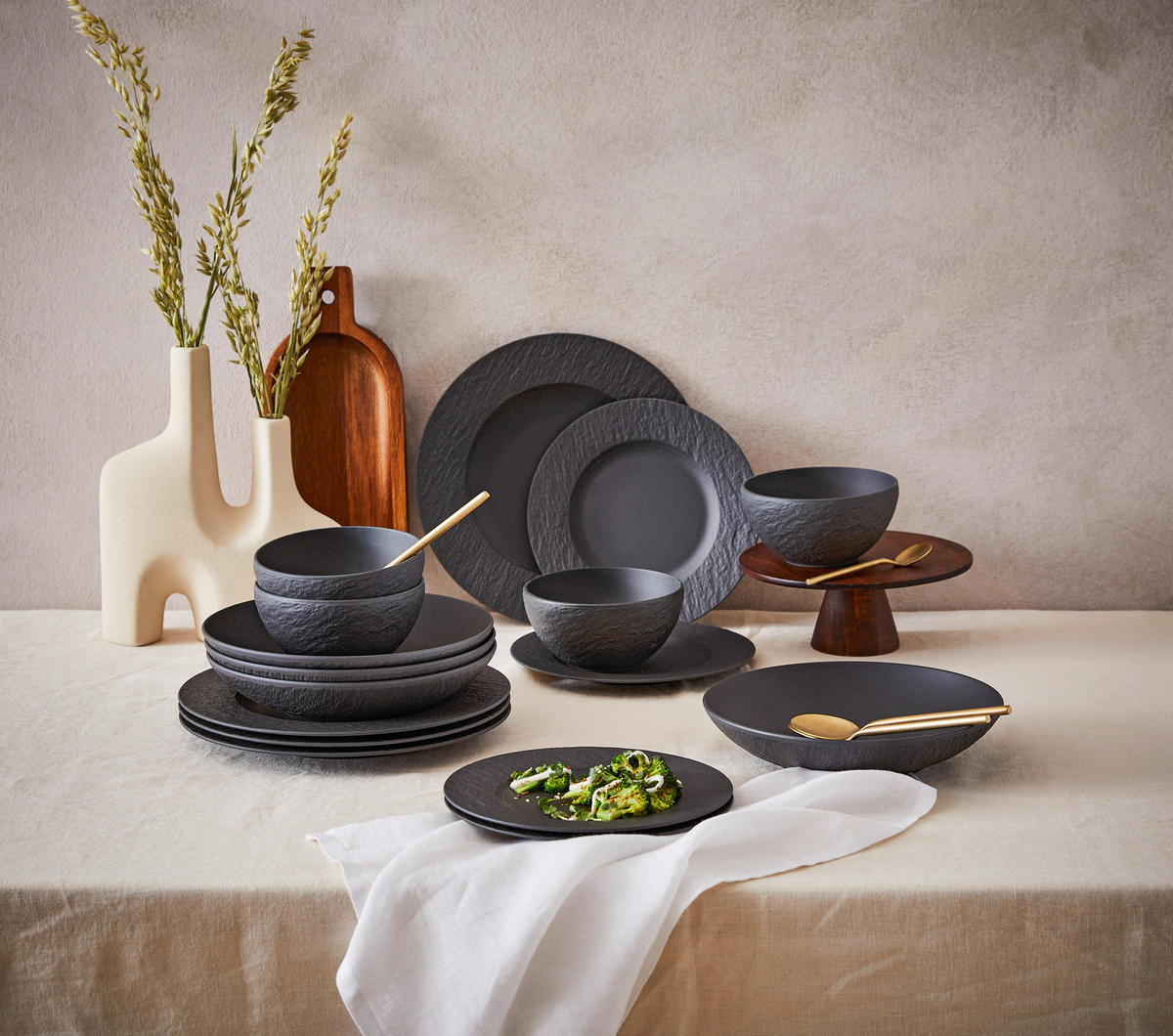TAFELSERVICE Schwarz 16-teilig Manufacture Rock  - Schwarz, Design, Keramik - Villeroy & Boch