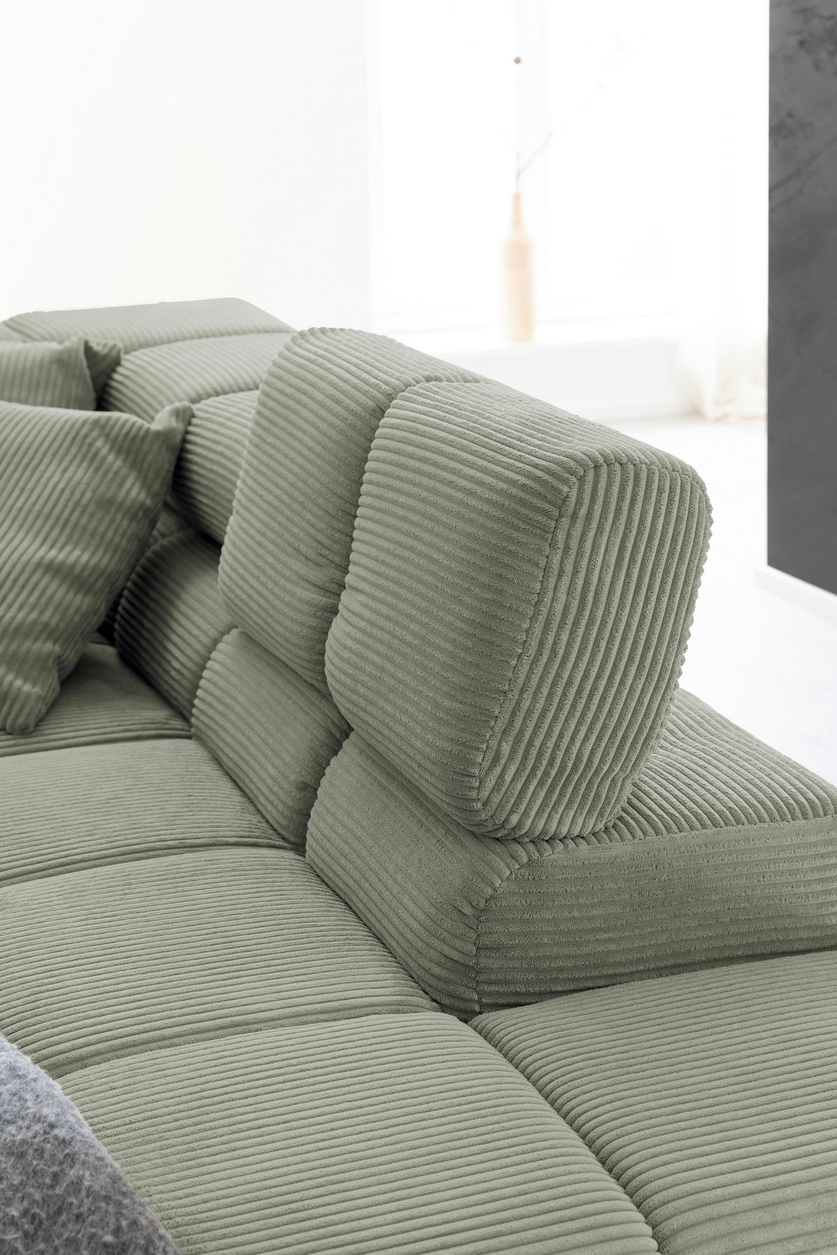 ECKSOFA in Cord Dunkelgrün  - Dunkelgrün/Schwarz, Design, Textil/Metall (321/216cm) - Hom`in