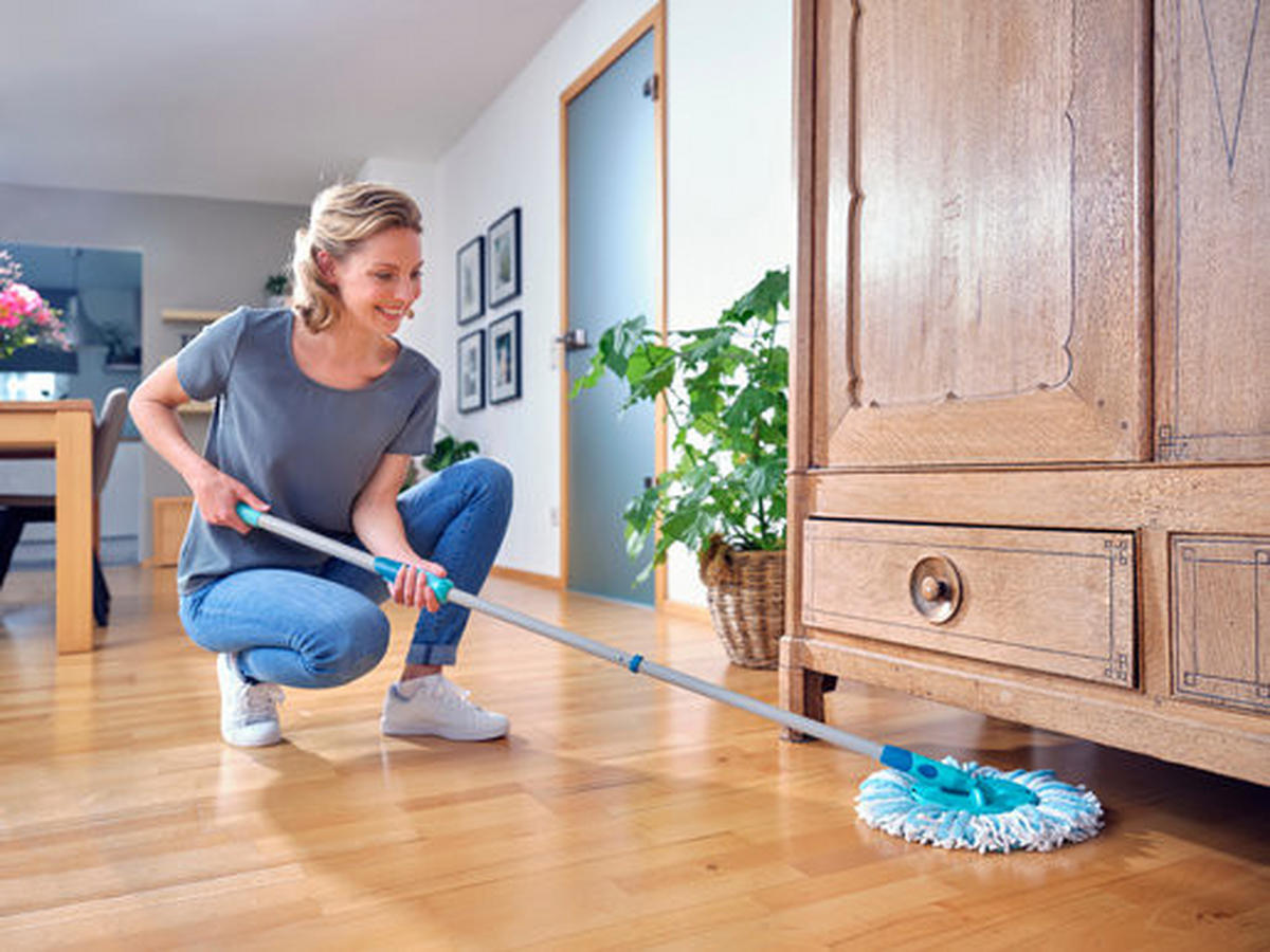 BODENREINIGUNGS-SET CLEAN TWIST DISC MOP  - Basics (109-140cm) - Leifheit