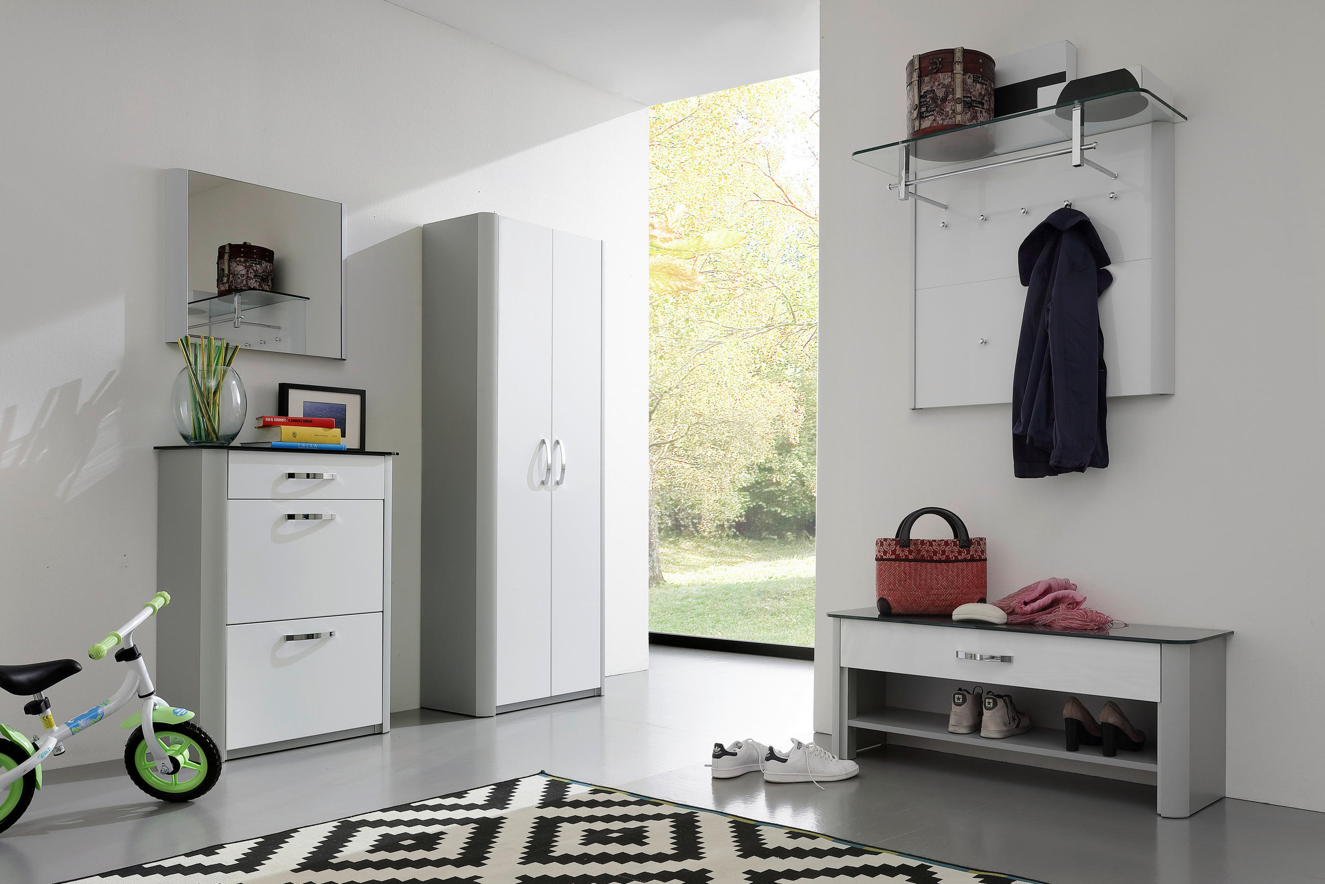SCHUHSCHRANK in 71/97/34 cm - Chromfarben/Weiss, Basics, Glas/Holzwerkstoff (71/97/34cm) - Moderano