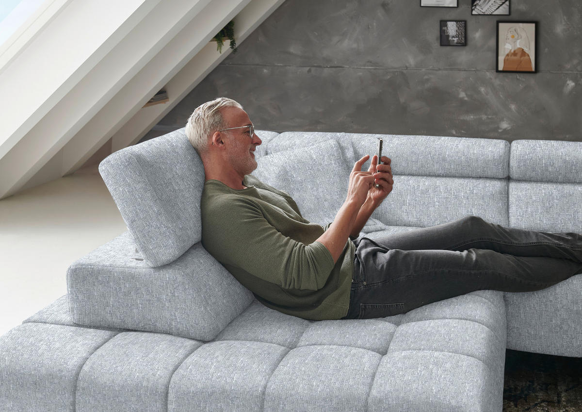 ECKSOFA in Chenille Hellgrau  222/323 cm  - Hellgrau/Schwarz, Design, Textil/Metall (222/323cm) - Beldomo Style