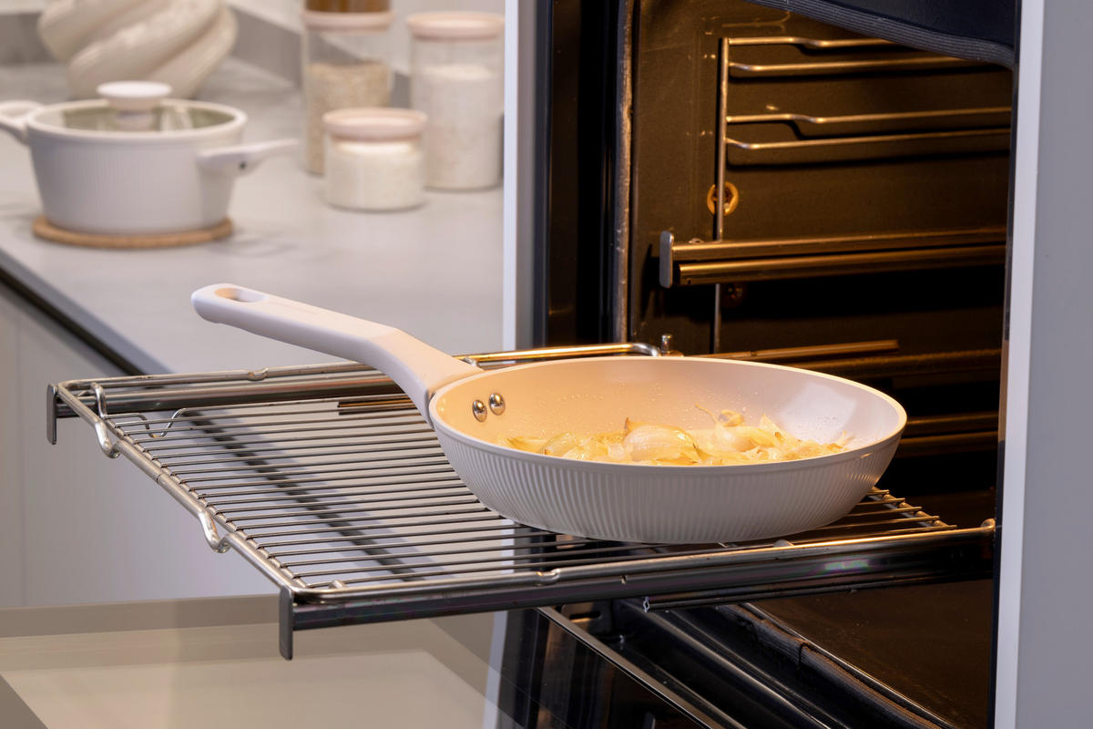 BRATPFANNE Pamela Reif Serie SHELL Keramikbeschichtung 20 cm  - Beigebraun, Basics, Metall (20cm) - Fackelmann