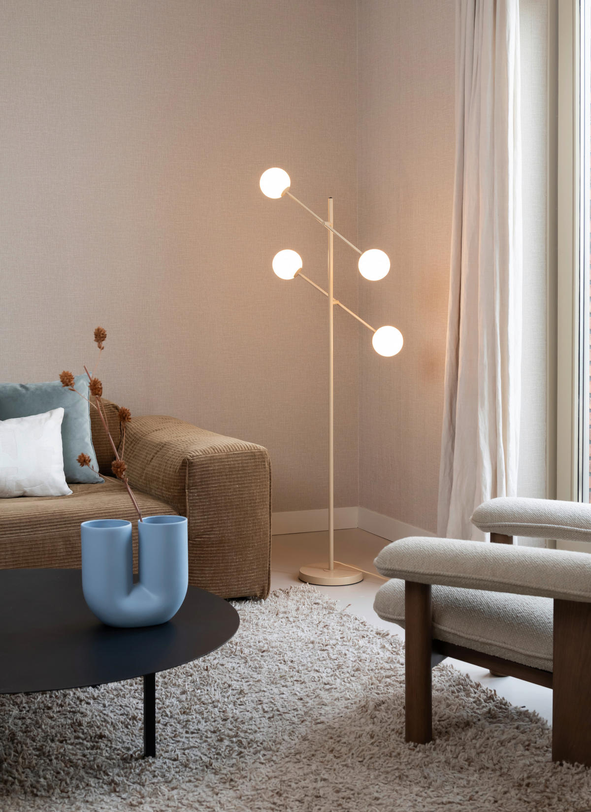 STEHLEUCHTE 47,5/63,5/165 cm    - Beige/Weiß, Design, Glas/Metall (47,5/63,5/165cm) - It's about Romi