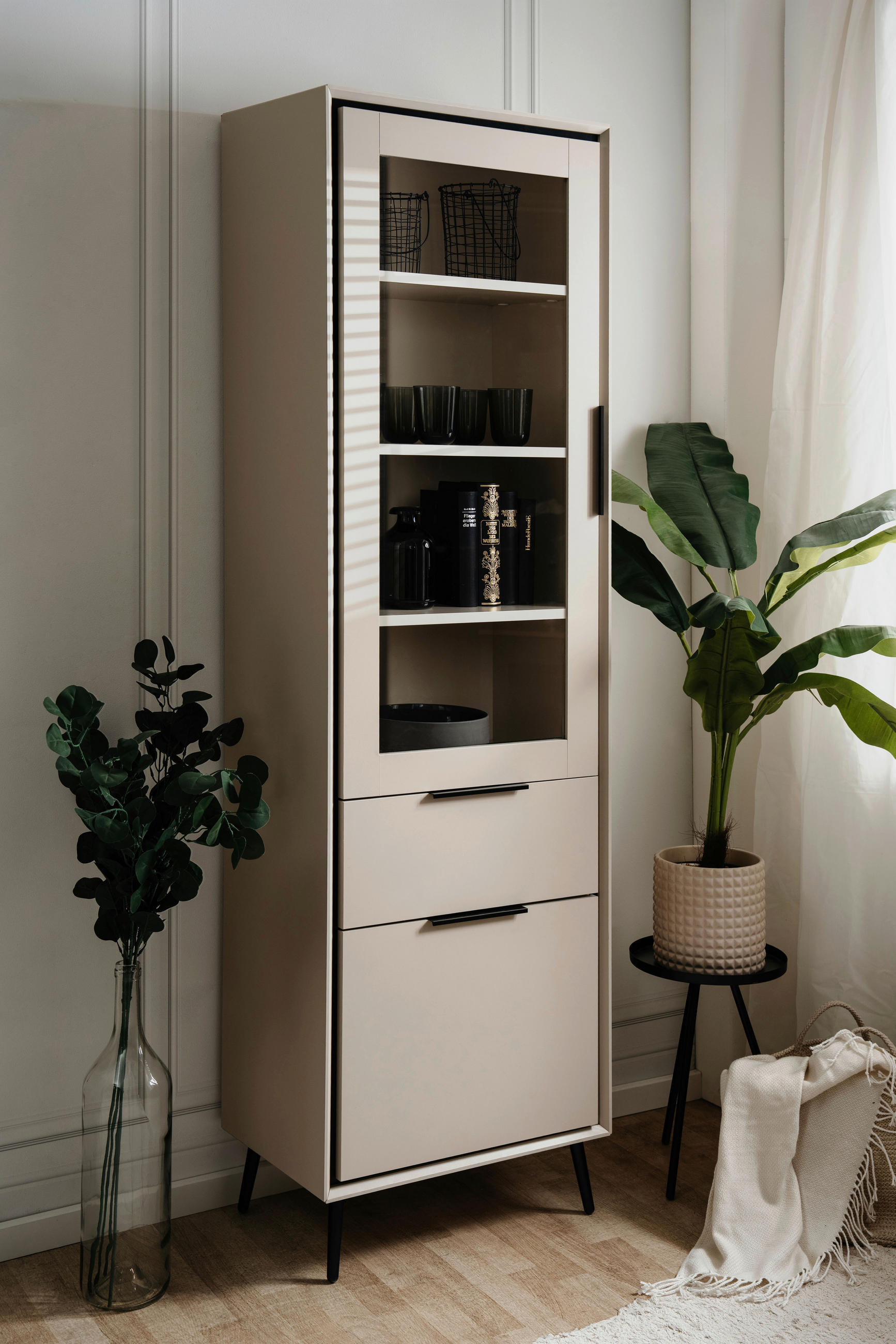 VITRINE in Schwarz, Sandfarben  - Sandfarben/Schwarz, Design, Glas/Holzwerkstoff (60/200/38cm) - MID.YOU