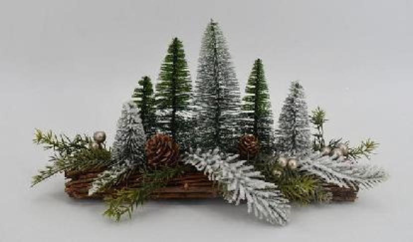 DEKOPFLANZE - Waldgrün/Weiß, LIFESTYLE, Naturmaterialien/Holz (30/8/19cm) - X-Mas