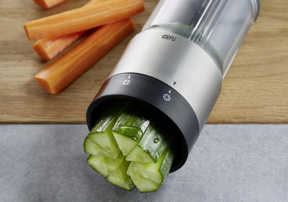 KRÁJAČ NA OVOCIE - čierna/farba ušľachtilej ocele, Konventionell, kov/plast (7cm) - Gefu