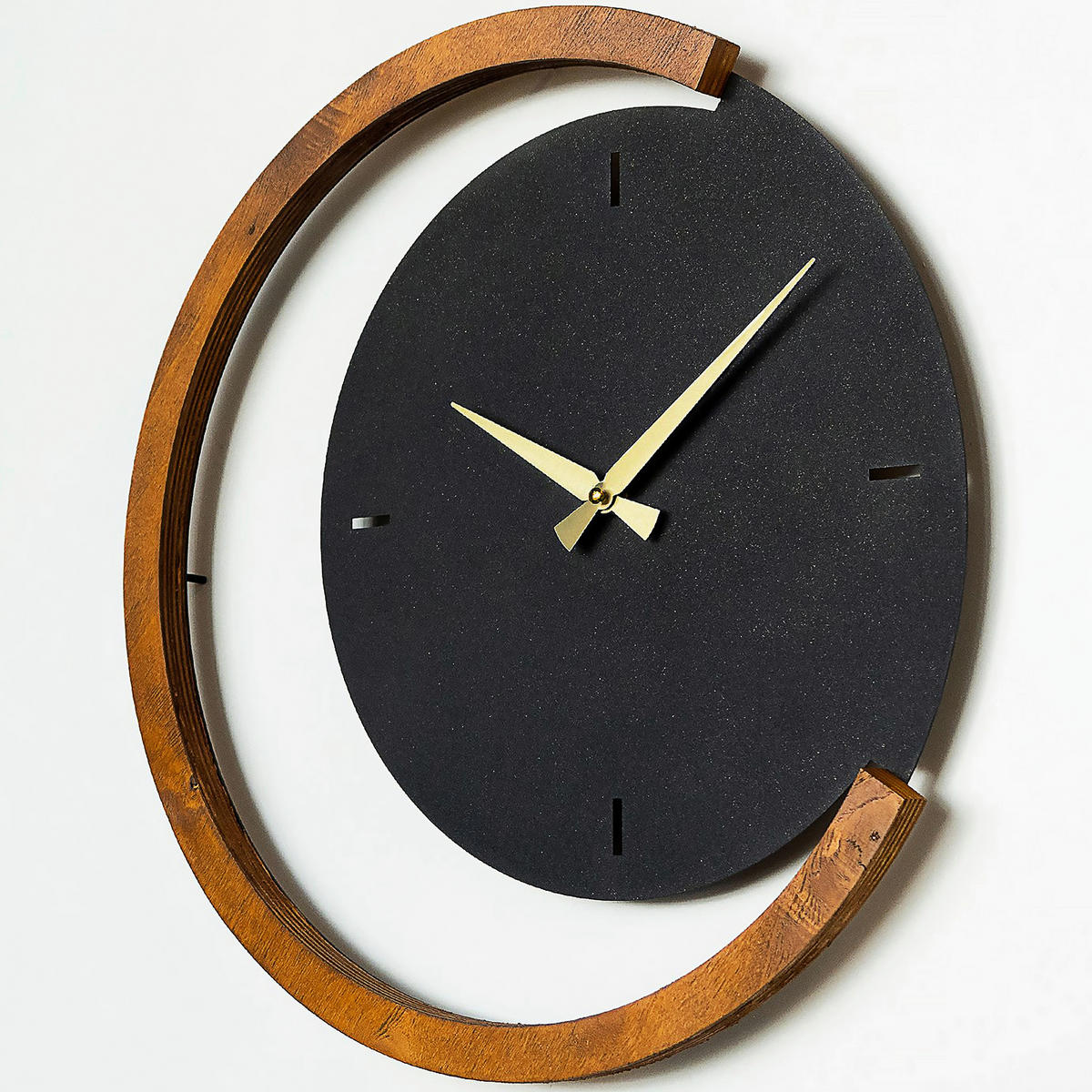 WANDUHR Schwarz, Walnussfarben 48/49/4 cm  - Walnussfarben/Schwarz, LIFESTYLE, Metall (48/49/4cm)