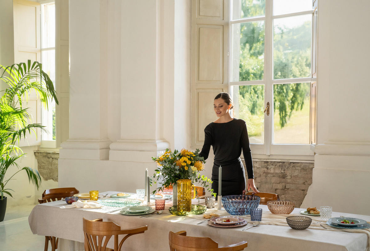 VRČ - temno rumena, Basics, umetna masa (1750ml) - GUZZINI