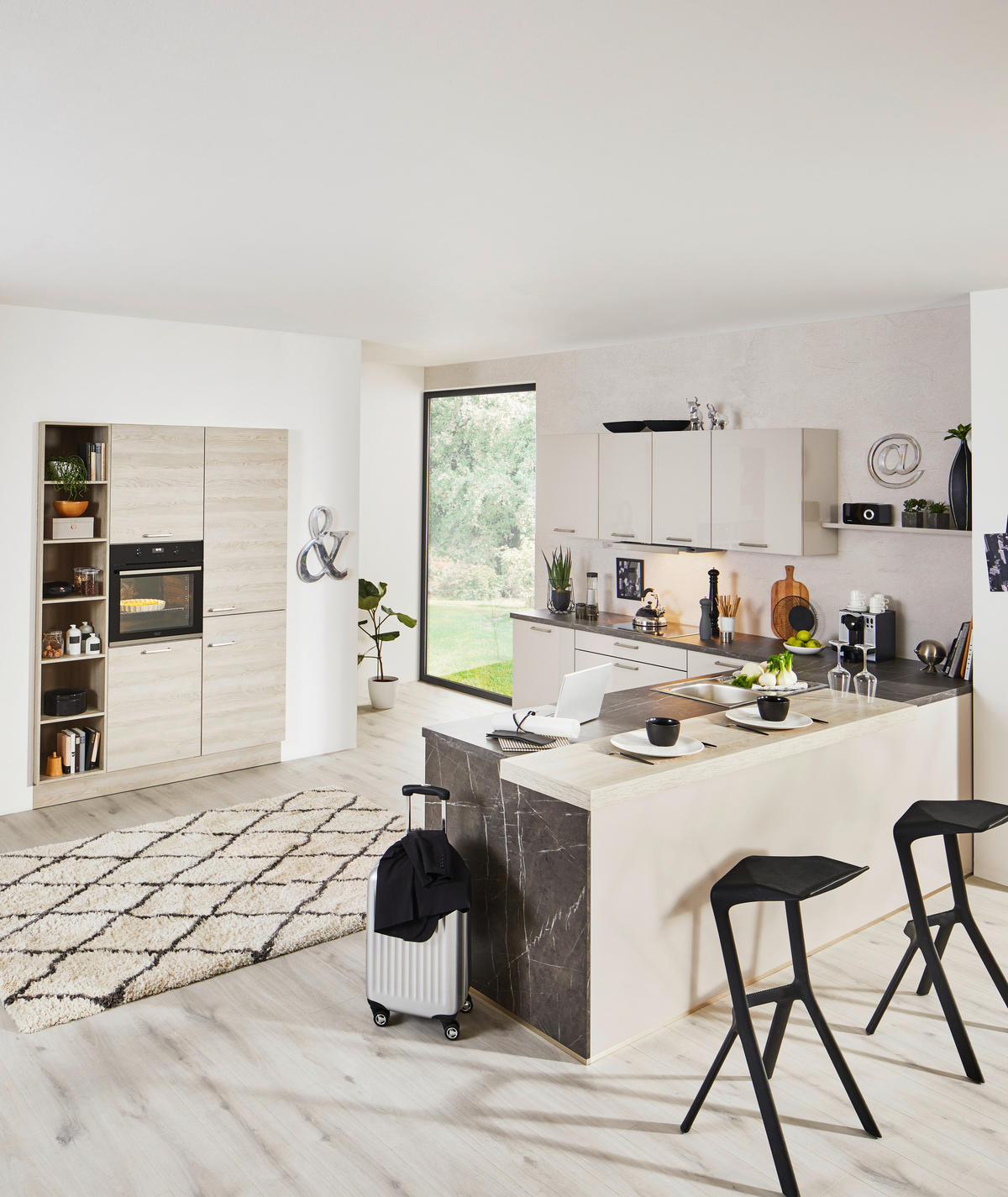 EINBAUKÜCHE   - Design, Holzwerkstoff - Novel