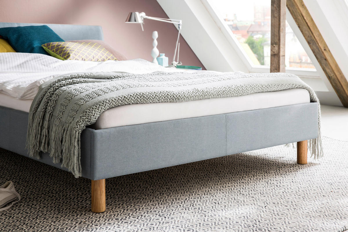 PAT TAPIȚAT 140/200 cm  in albastru deschis  - albastru deschis/culoare lemn stejar, Design, lemn/textil (140/200cm) - Livetastic