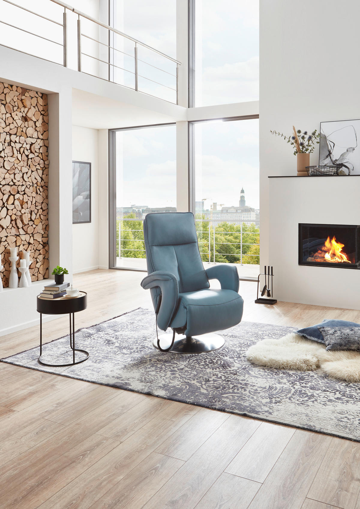 RELAXSESSEL in Leder Blau  - Chromfarben/Blau, Design, Leder/Metall (77/110/87cm) - Valdera