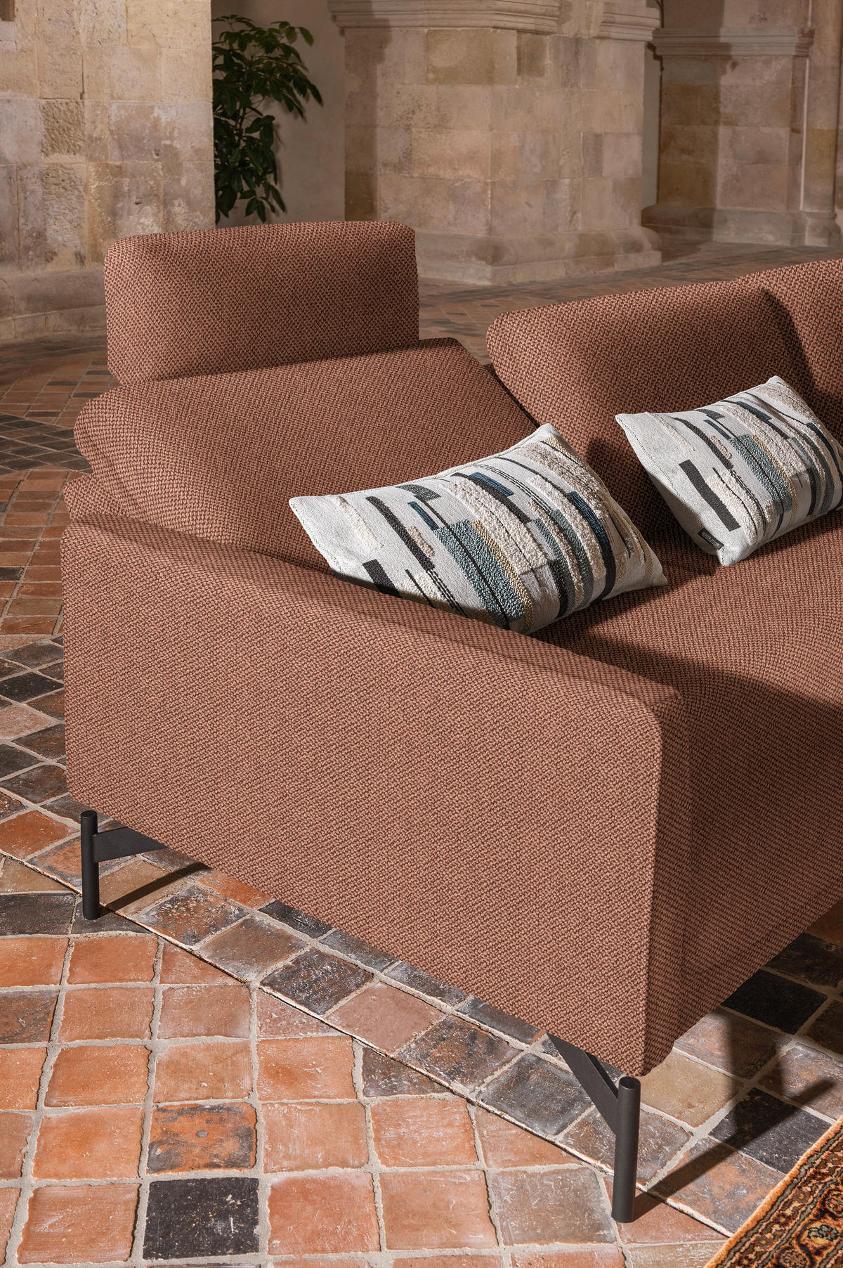 ECKSOFA Nova in Flachgewebe, Struktur Rostfarben  254/230 cm  - Rostfarben/Anthrazit, Design, Textil/Metall (254/230cm) - Johann Jakob