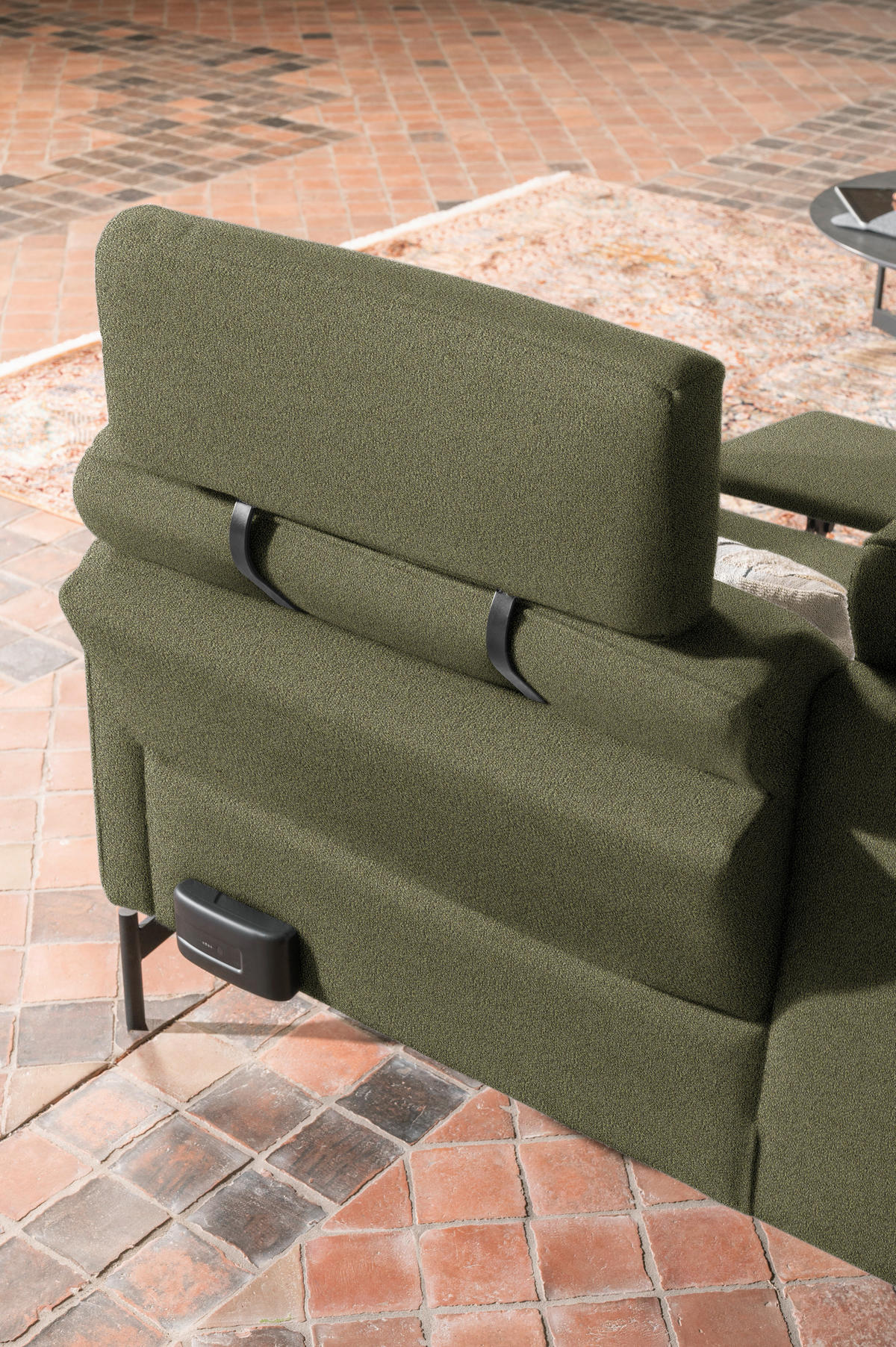 ECKSOFA in Flachgewebe, Struktur Olivgrün  230/254 cm  - Anthrazit/Olivgrün, Design, Textil/Metall (230/254cm) - Johann Jakob