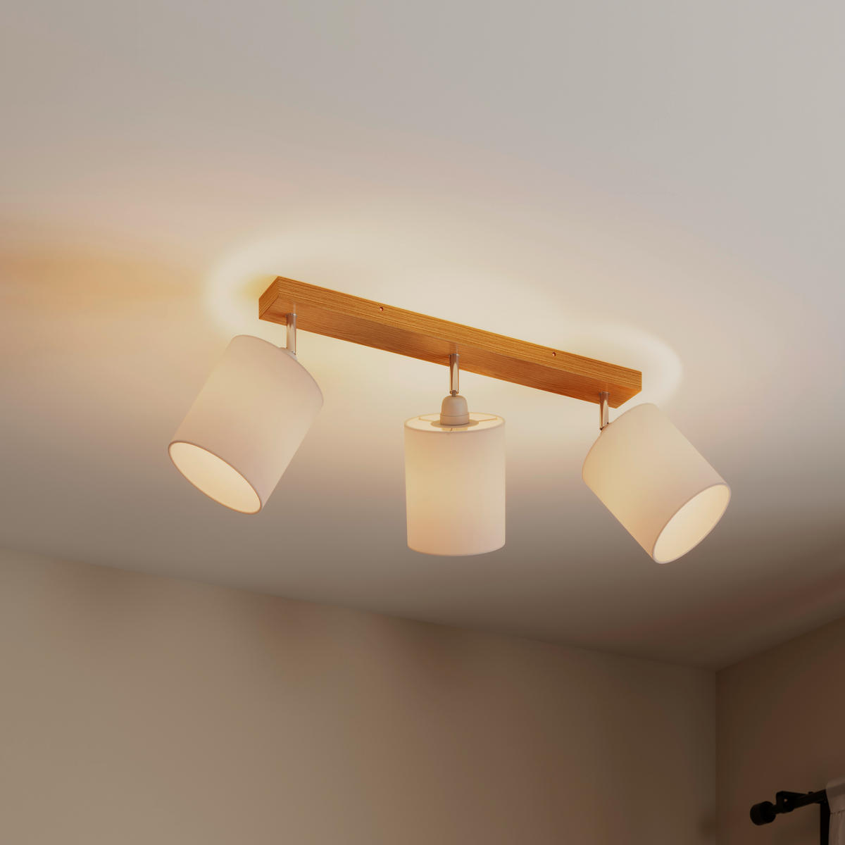 STRAHLER Sofia 82/38/26 cm  - Eschefarben/Weiß, Natur, Holz/Textil (82/38/26cm) - Marama