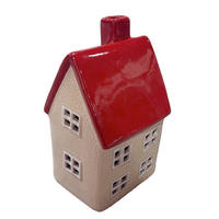 DEKORAČNÍ DOMEČEK - béžová/červená, Trend, keramika (9/17,6/9cm) - X-Mas