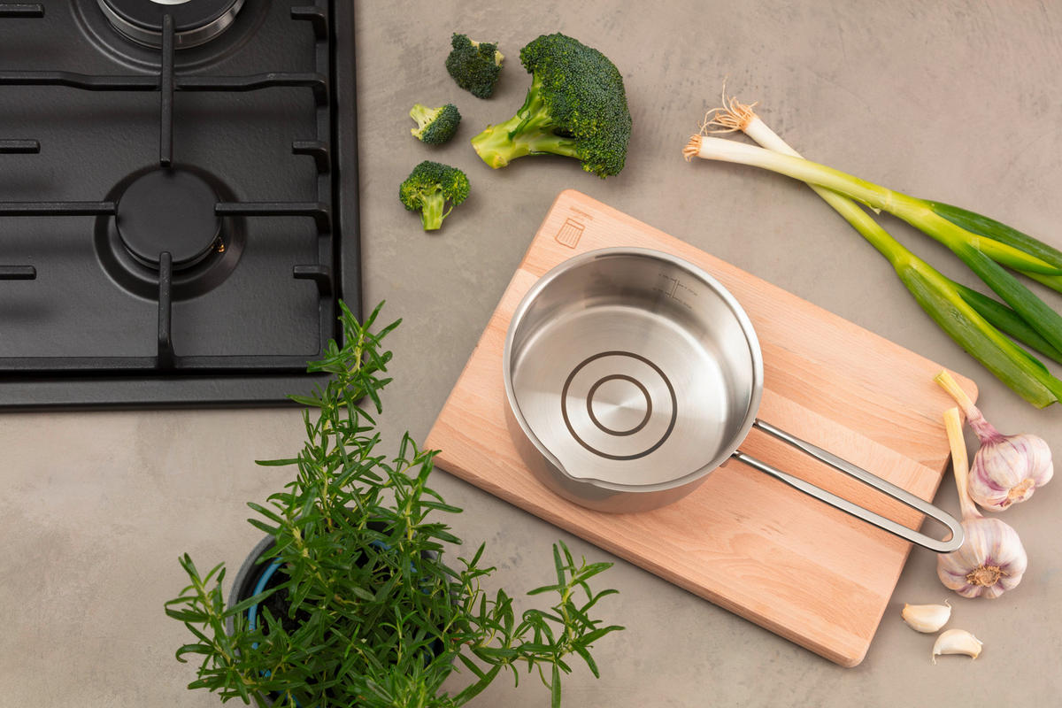 Cratiță Cu Coadă 1,0 L  - culoare inox, Design, metal (16cm) - Chefkoch+Fackelmann