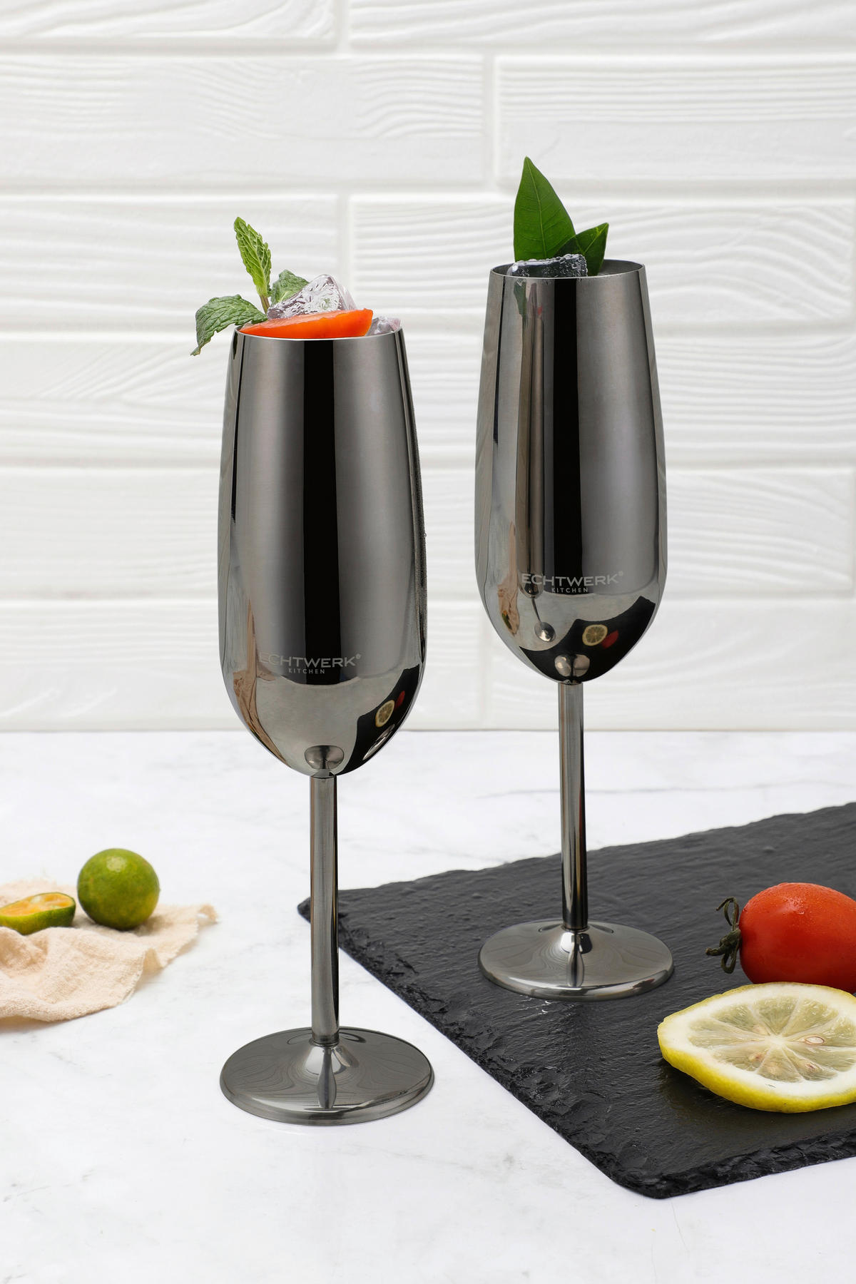 MOUSSERANDE VINGLAS 250 ml 2 delar  - svart högglans, Basics, metall (6,3/6,3/22,5cm) - Echtwerk