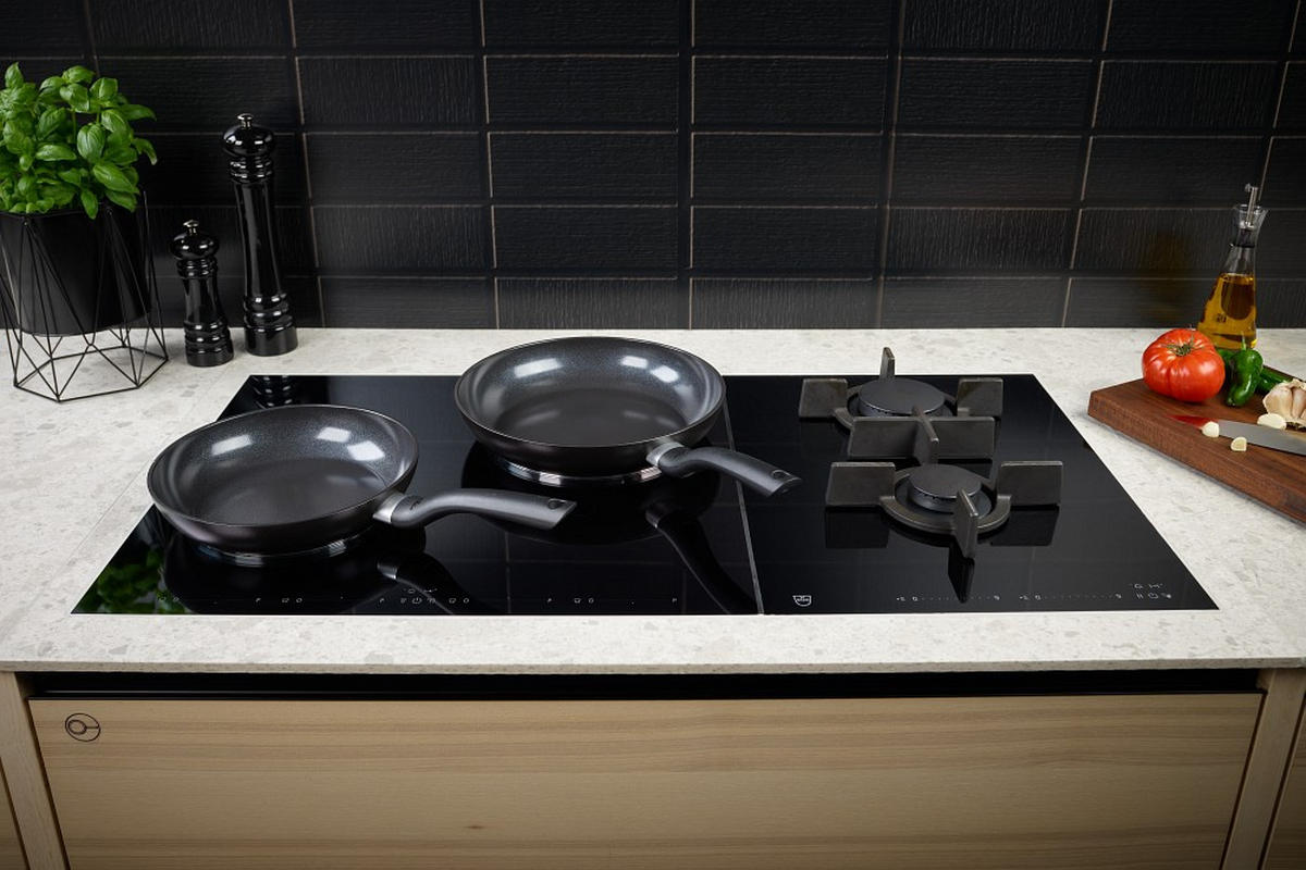 PFANNENSET Essential recyceltes Aluminium 2-teilig  - Schwarz, Basics, Metall (24/28cm) - Fissler