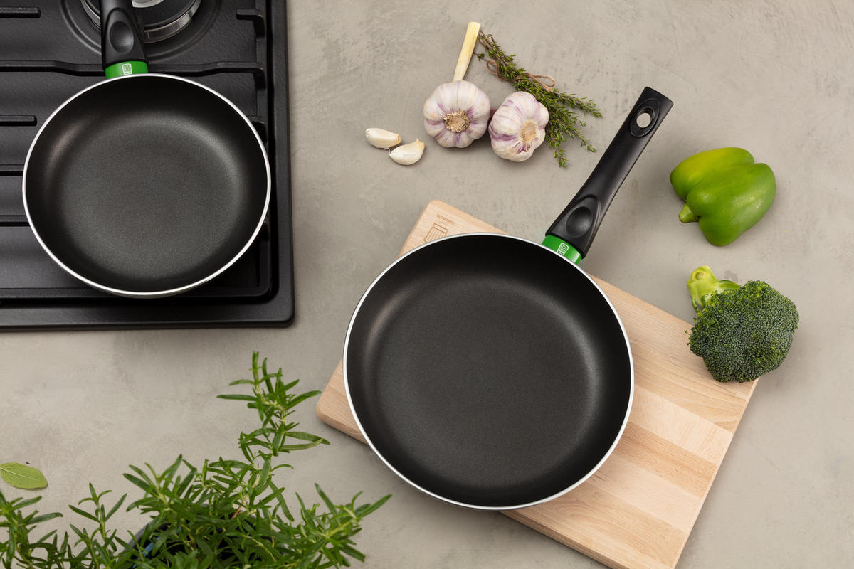 TIGAIE PENTRU PRĂJIT 24 cm  - verde/negru, Design, metal (24cm) - Chefkoch+Fackelmann