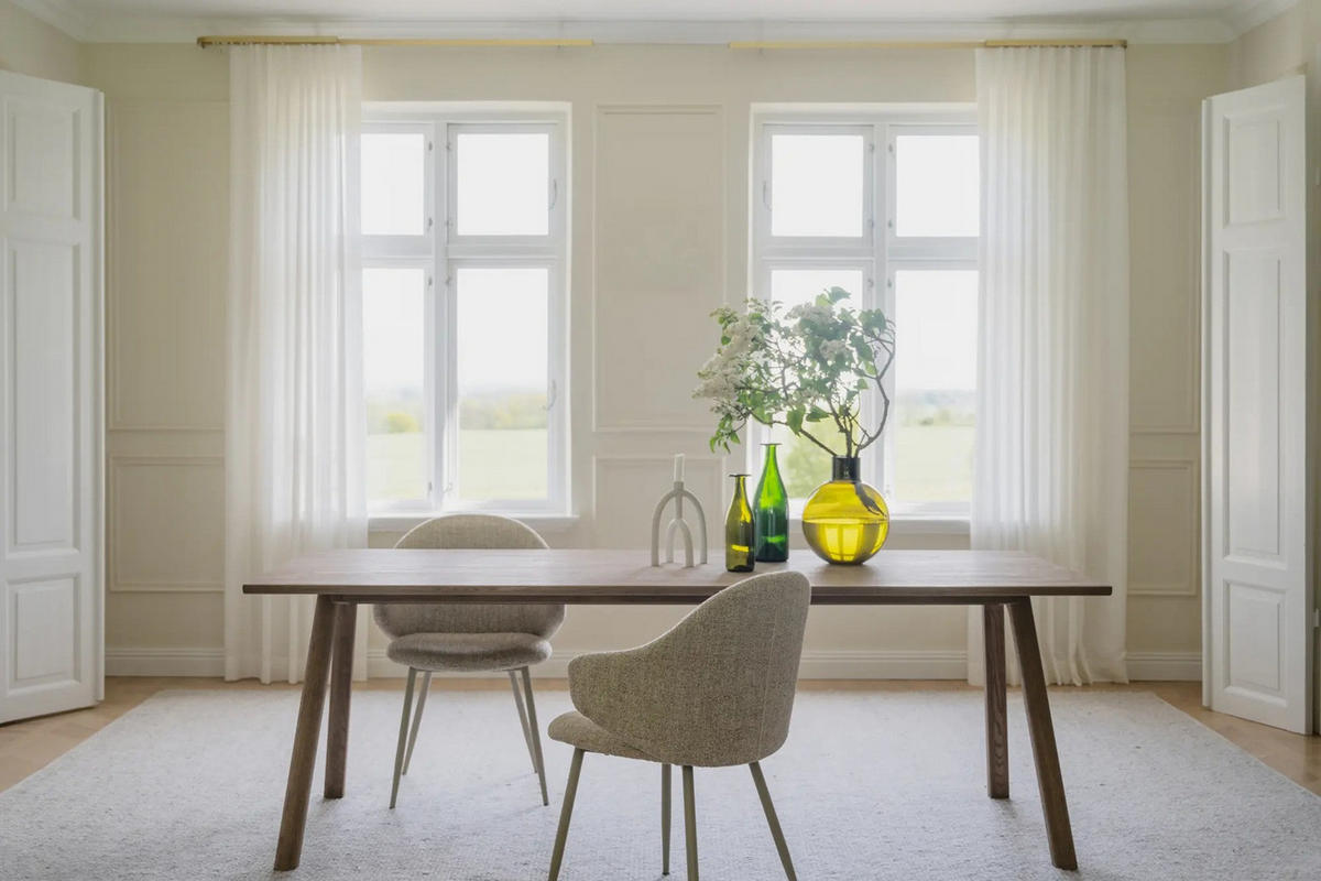 MATBORD i trä 220/95/74 cm   - sandfärgad, Klassisk, trä (220/95/74cm) - Rowico