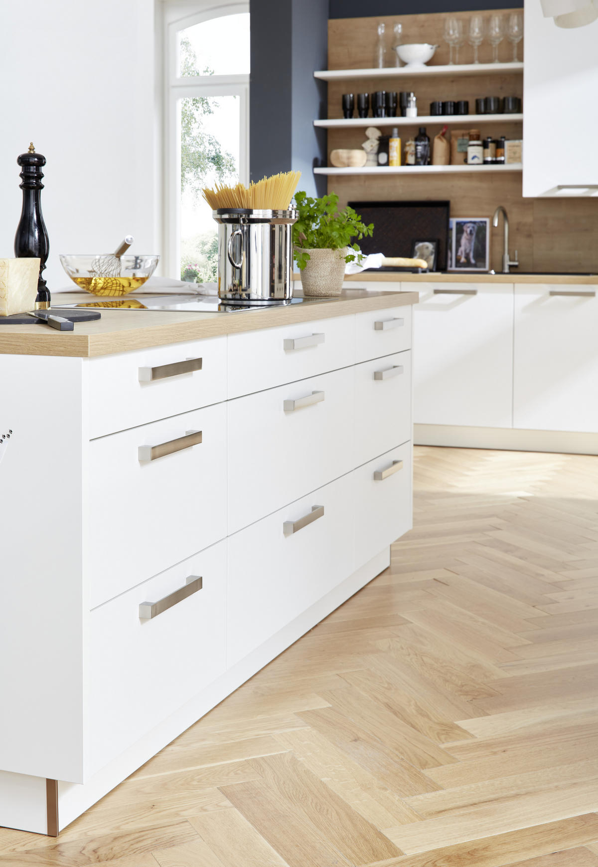 KUCHYNĚ NA MÍRU DK209 - bílá, Design, kompozitní dřevo - Dieter Knoll