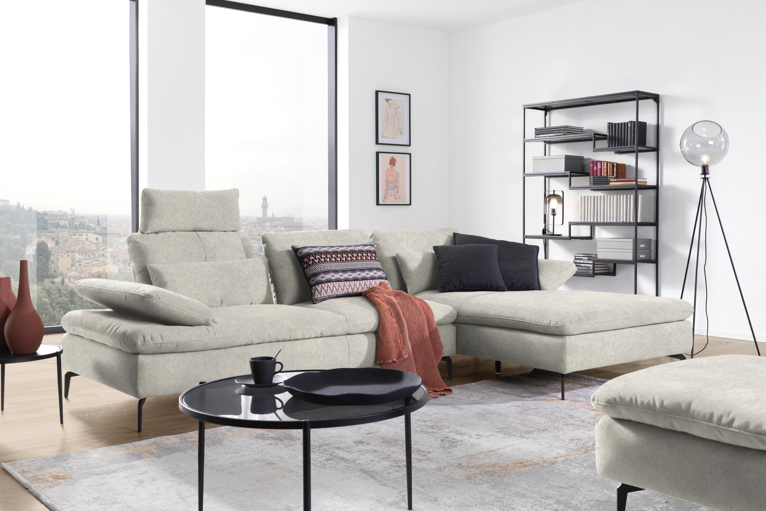 ECKSOFA in Velours Ecru  - Ecru/Schwarz, Design, Textil/Metall (301/179cm) - Chilliano