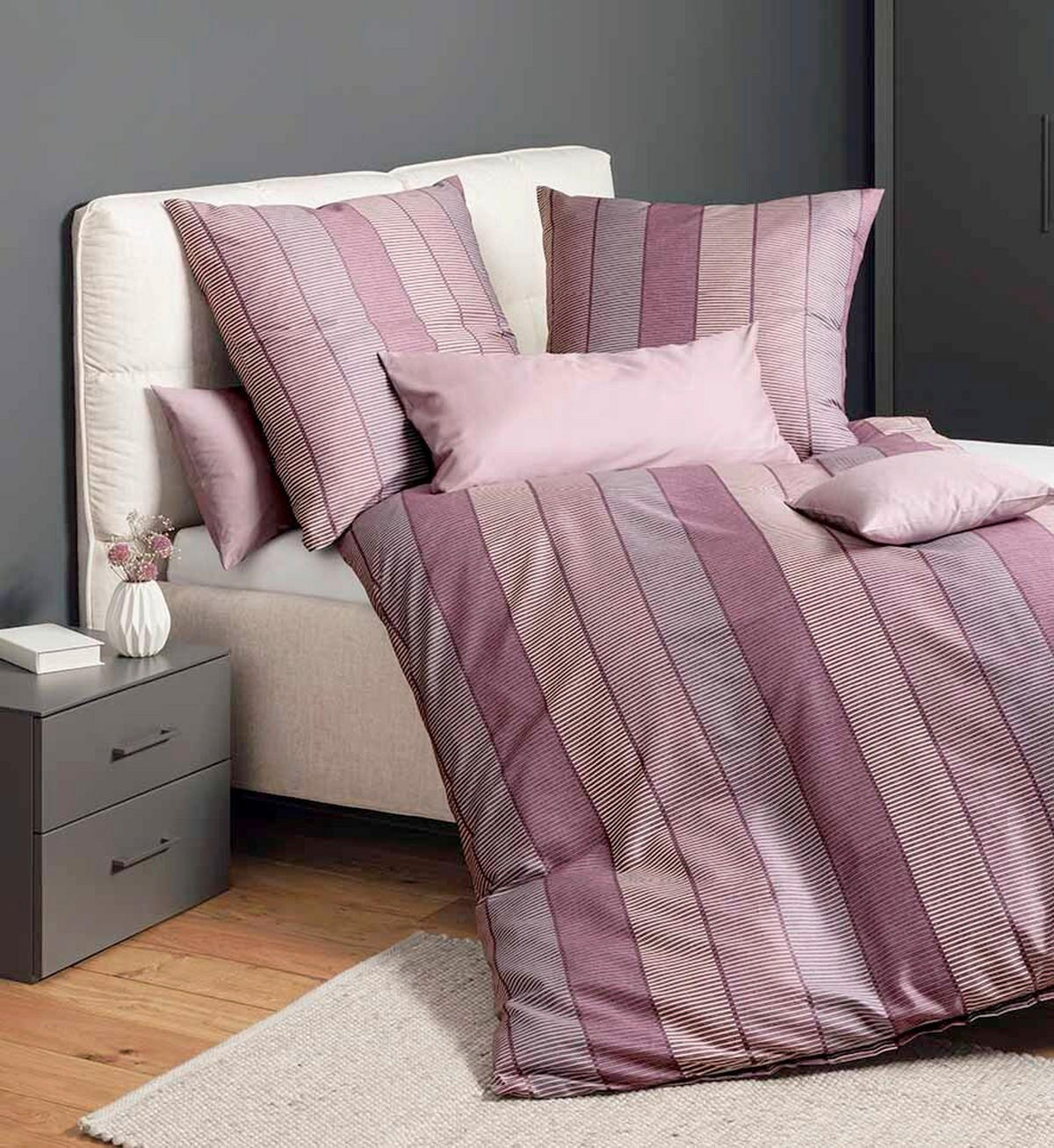 BETTWÄSCHE Makosatin 155/220 cm  - Beere, Design, Textil (155/220cm) - Janine