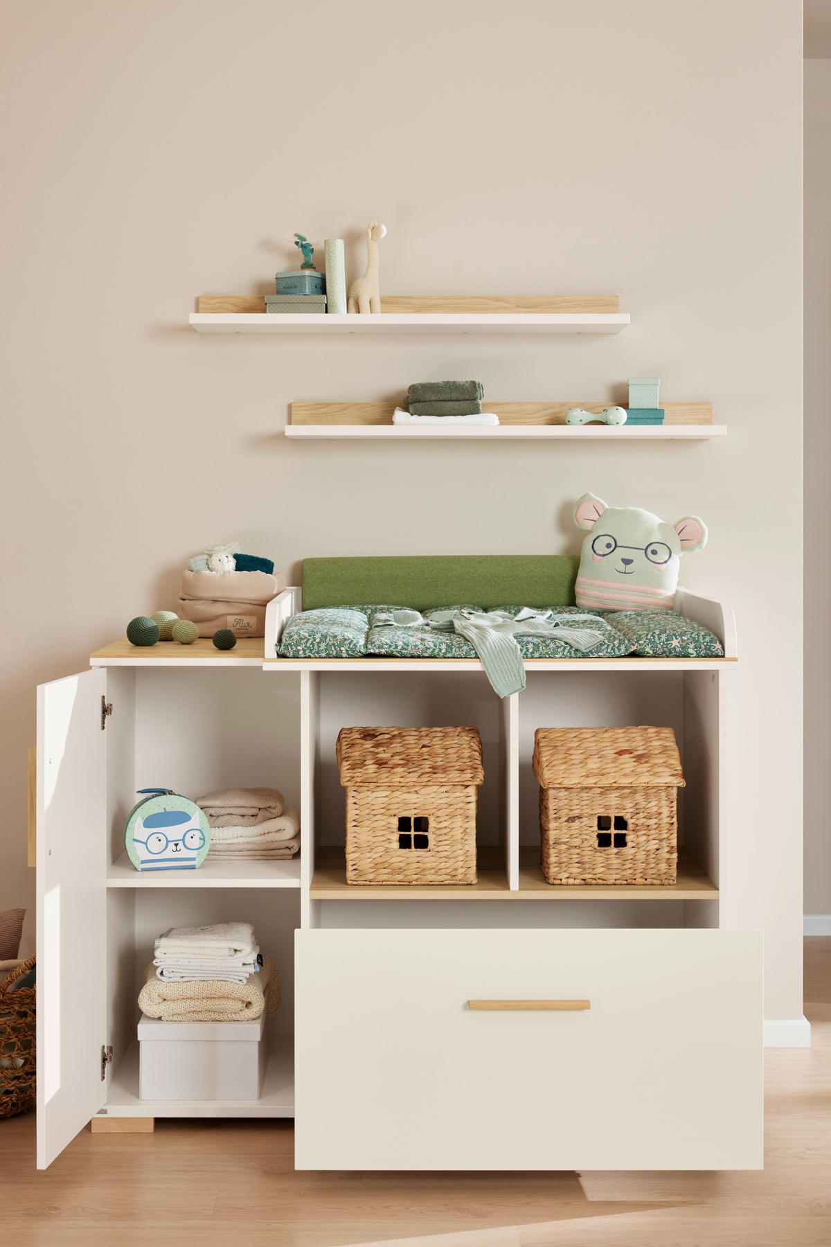 KOMMODE  in  - Eichefarben/Weiß, Basics, Holz/Holzwerkstoff (123,50/92,10/55,60cm) - Paidi