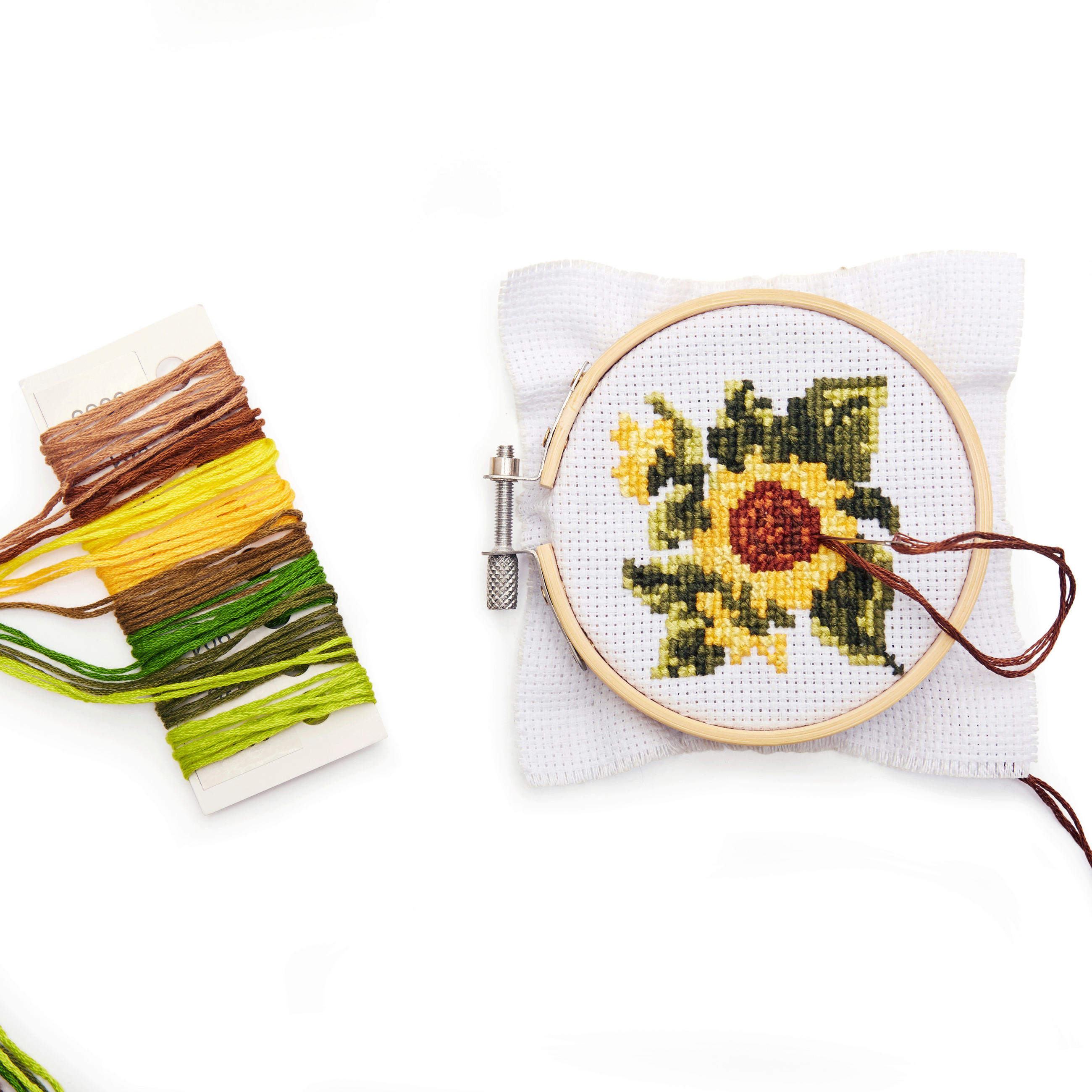 VARRÓKÉSZLET - többszínű, Basics, textil/fém (10.5/1.5/14.5cm) - Kikkerland