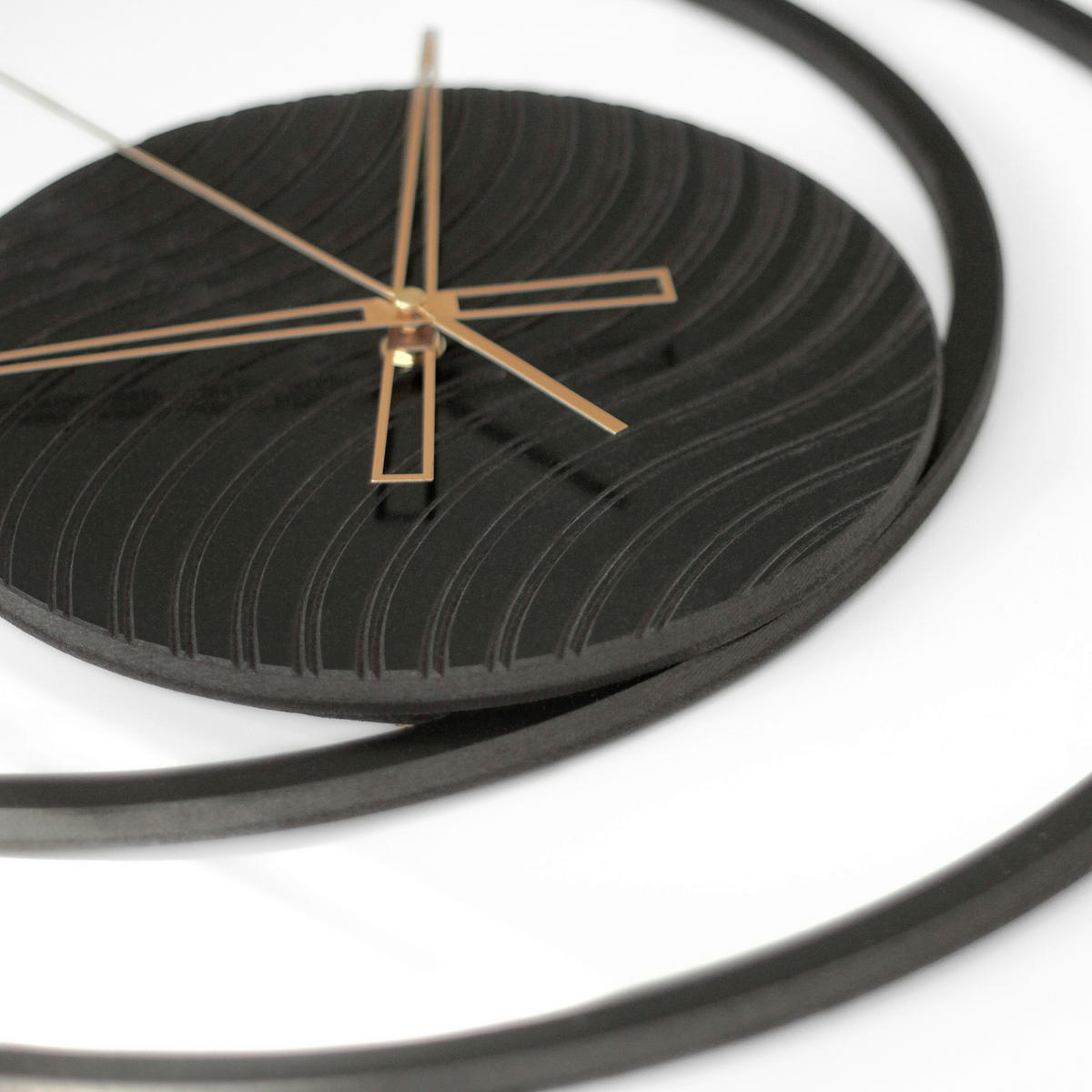 WANDUHR - Schwarz, Goldfarben  - Goldfarben/Schwarz, Basics, Holz/Kunststoff (57cm)