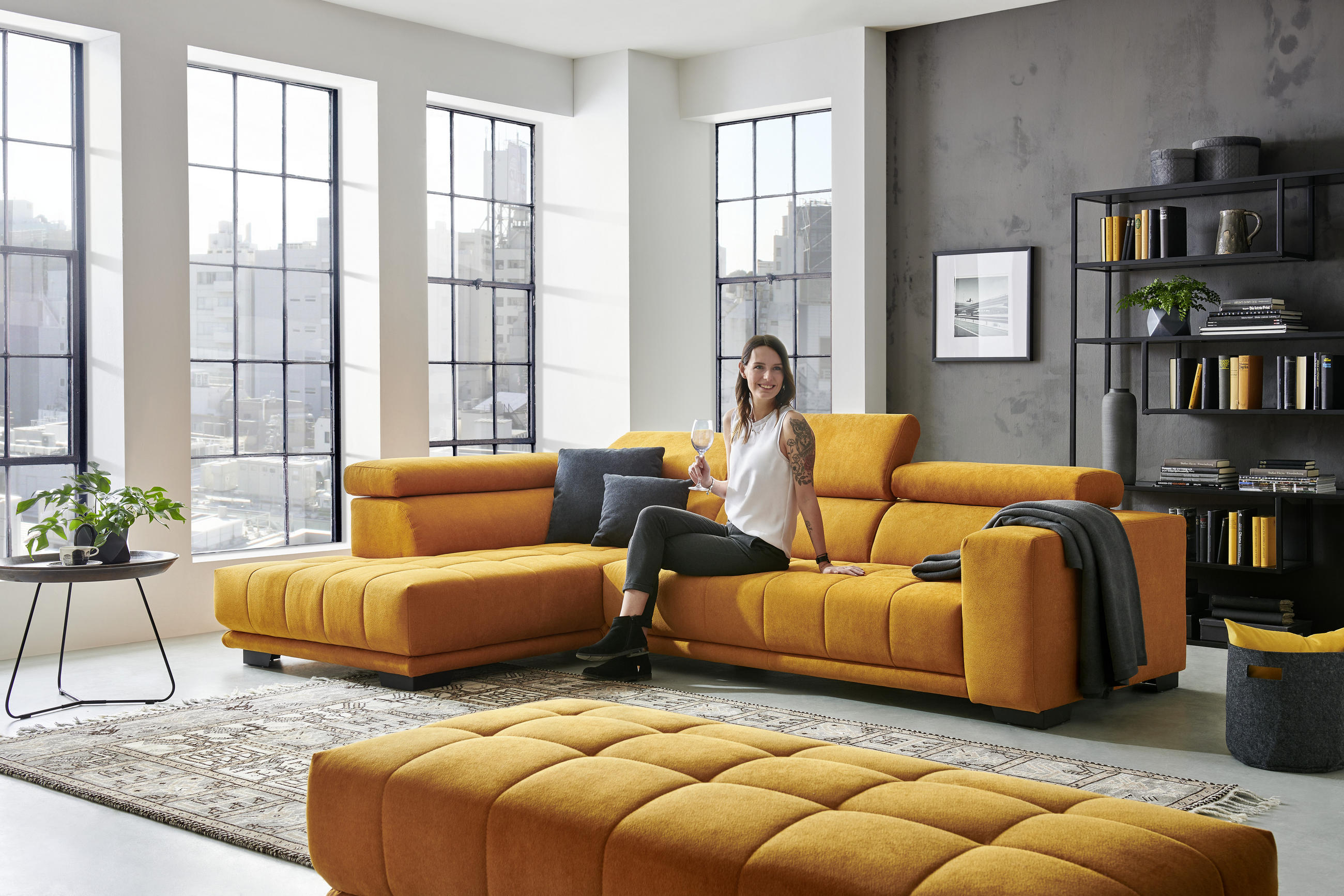 WOHNLANDSCHAFT in Mikrofaser Gelb - Gelb/Schwarz, Design, Textil/Metall (207/301cm) - Xora