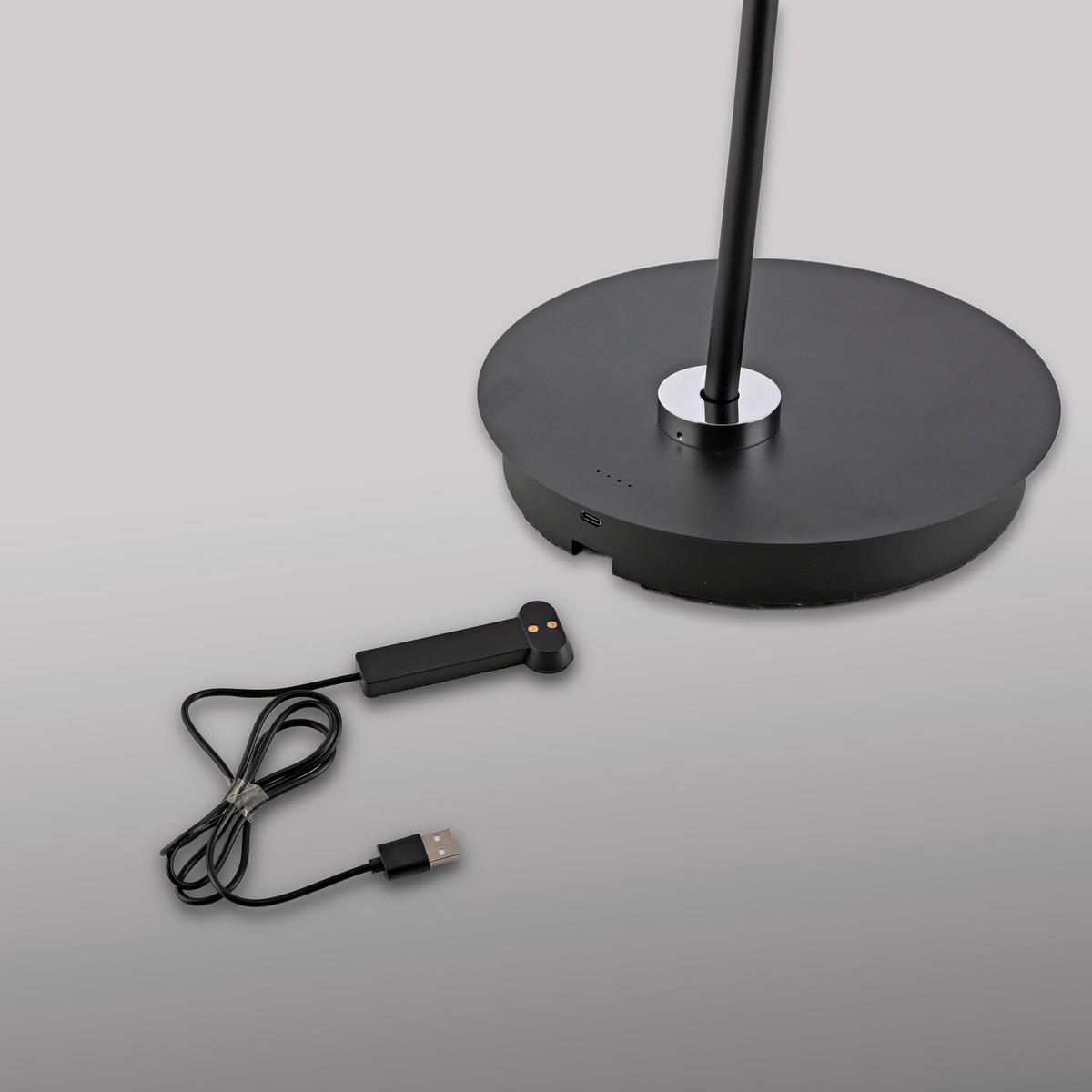 AKKU-STEHLEUCHTE Bente 42/42/160 cm  - Schwarz, Design, Kunststoff/Metall (42/42/160cm)