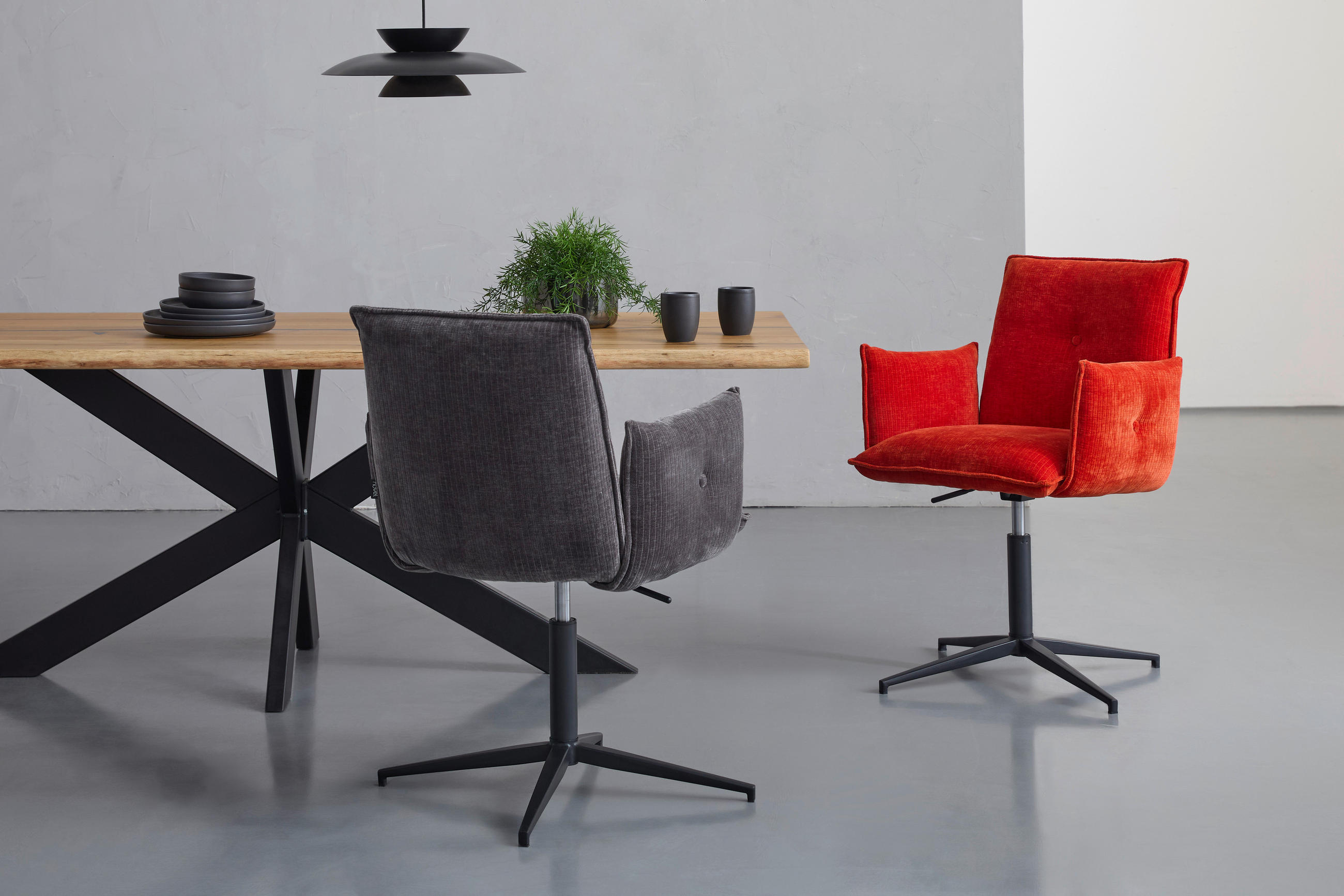 ARMLEHNSTUHL  in Eisen Samt  - Schwarz/Orange, Design, Textil/Metall (63/63,5/86cm) - Novel