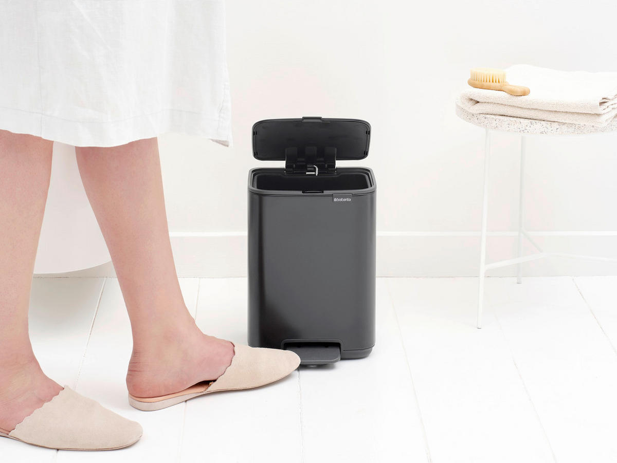 KANTA SA PAPUČICOM  4 l   - crna/antracit, Konvencionalno, metal/plastika (20/26,8/20,5cm) - Brabantia