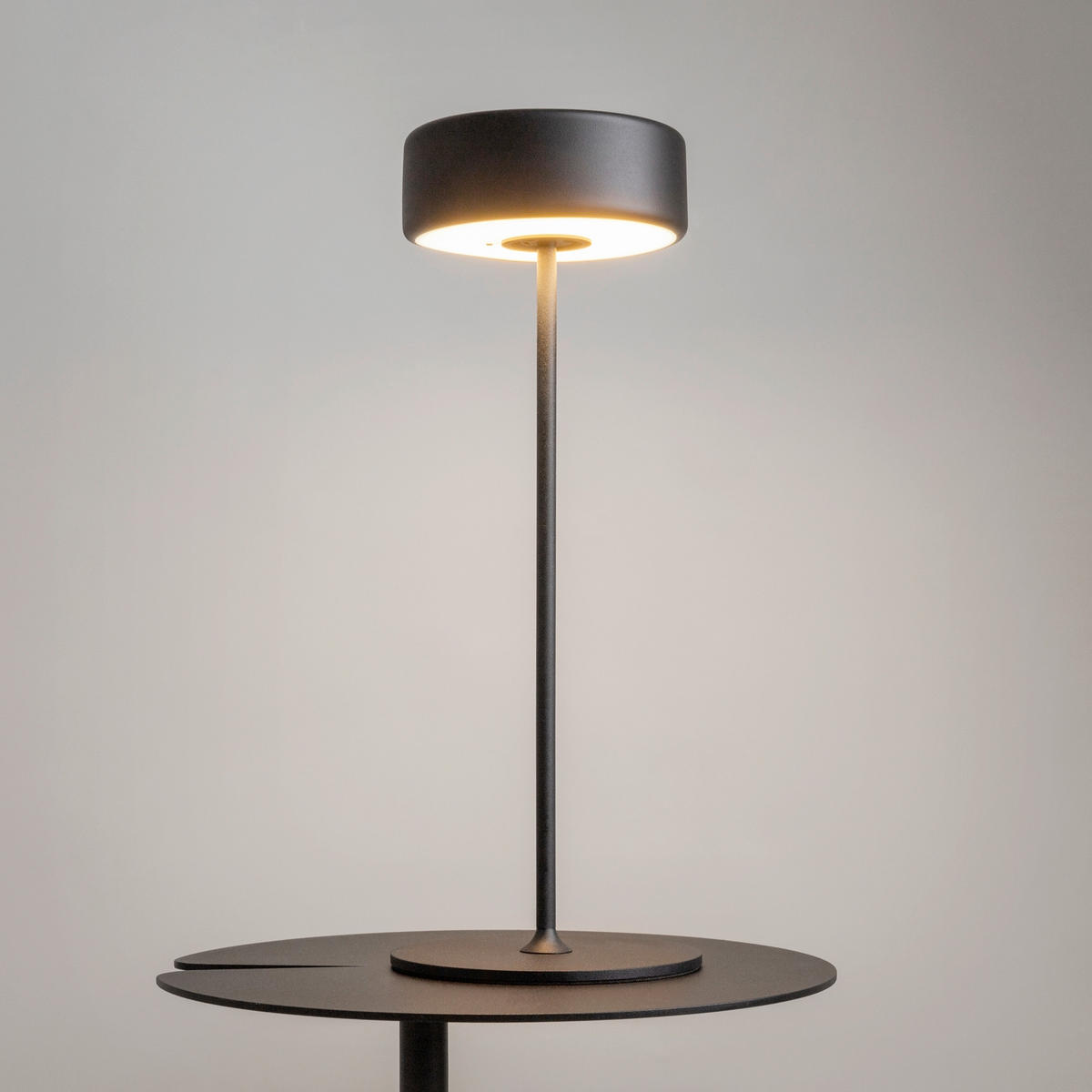 NABÍJATEĽNÁ STOLNÁ LAMPA, dotykový stmievač, 12/34,5 cm  - čierna/zlatá, Design, kov (12/34,5cm) - MAYTONI