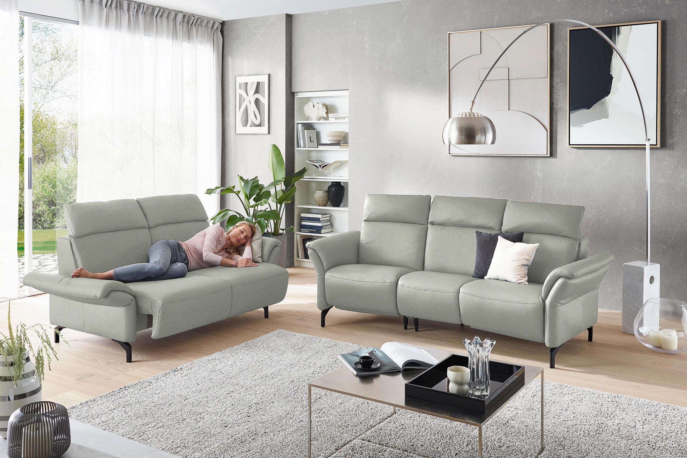 2-SITZER-SOFA in Mikrofaser Hellgrau  - Hellgrau/Schwarz, KONVENTIONELL, Textil/Metall (178/103/95cm) - Dieter Knoll