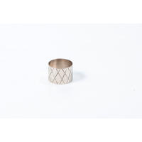 KRÚŽOK NA OBRÚSKY - niklová, Design, kov (4,5/3cm) - Ambia Home