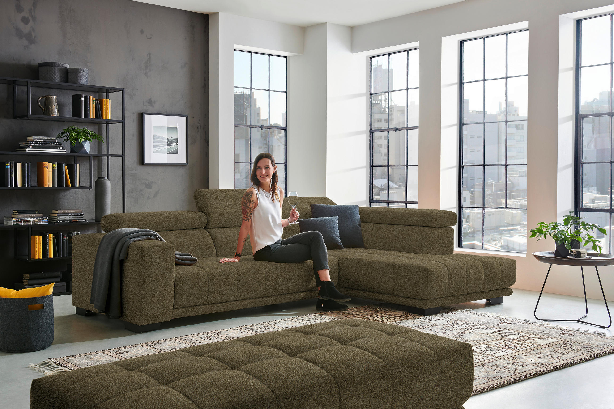 ECKSOFA in Mikrofaser Dunkelgrün  - Dunkelgrün/Schwarz, Design, Textil/Metall (301/207cm) - Xora