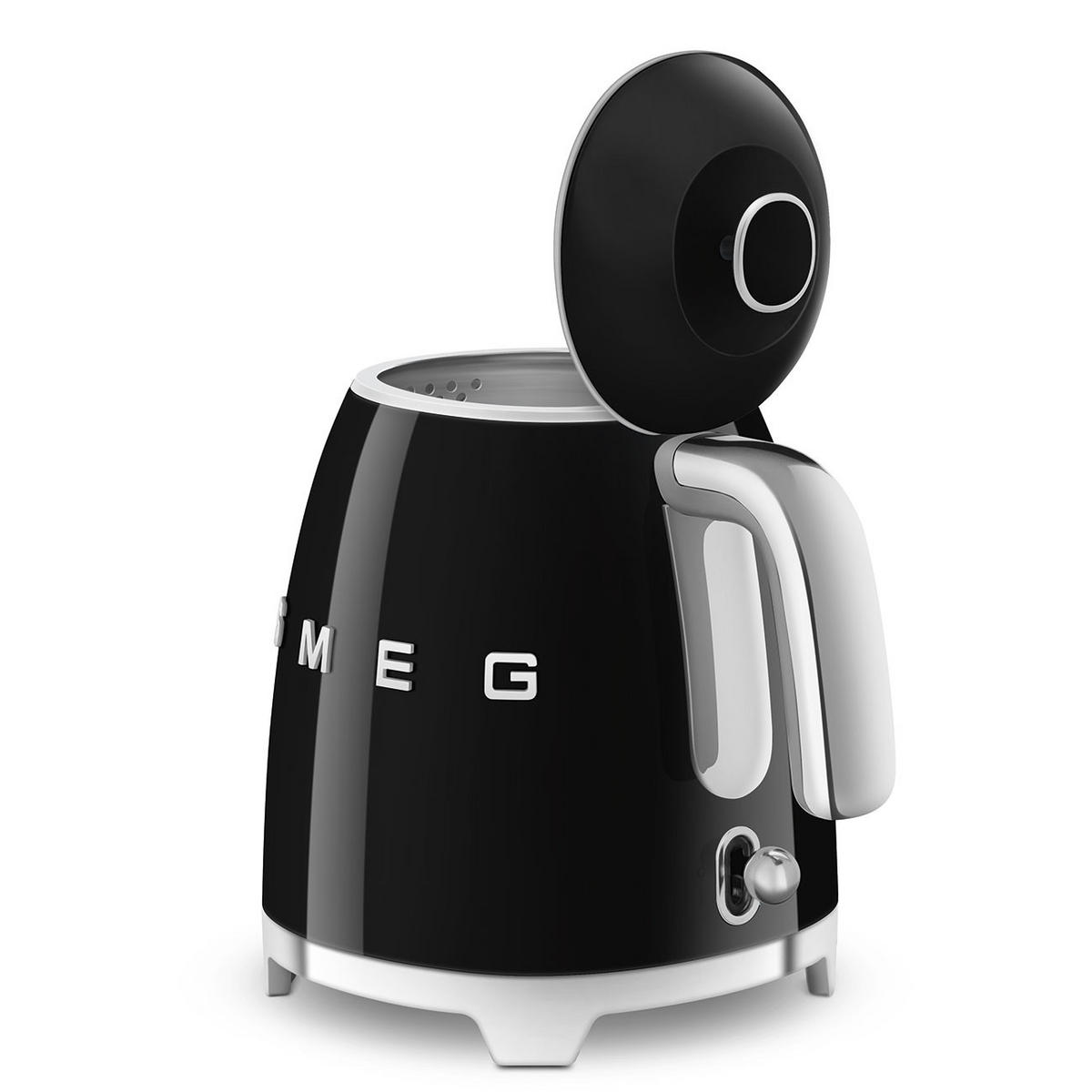 WASSERKOCHER 0,8 l  - Schwarz Hochglanz, Design, Metall (22,3/24,8/17,1cm) - SMEG