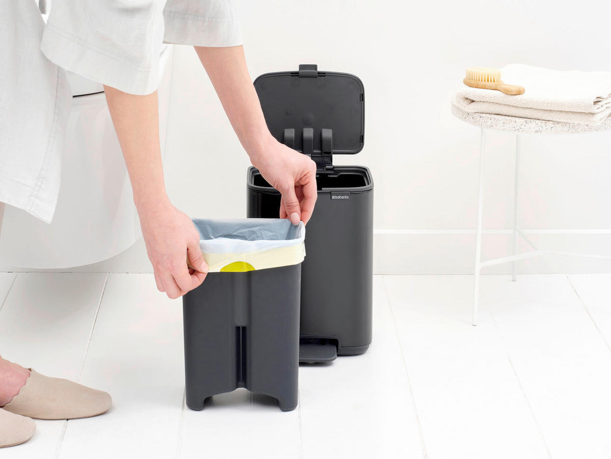 KANTA SA PAPUČICOM  4 l   - crna/antracit, Konvencionalno, metal/plastika (20/26,8/20,5cm) - Brabantia