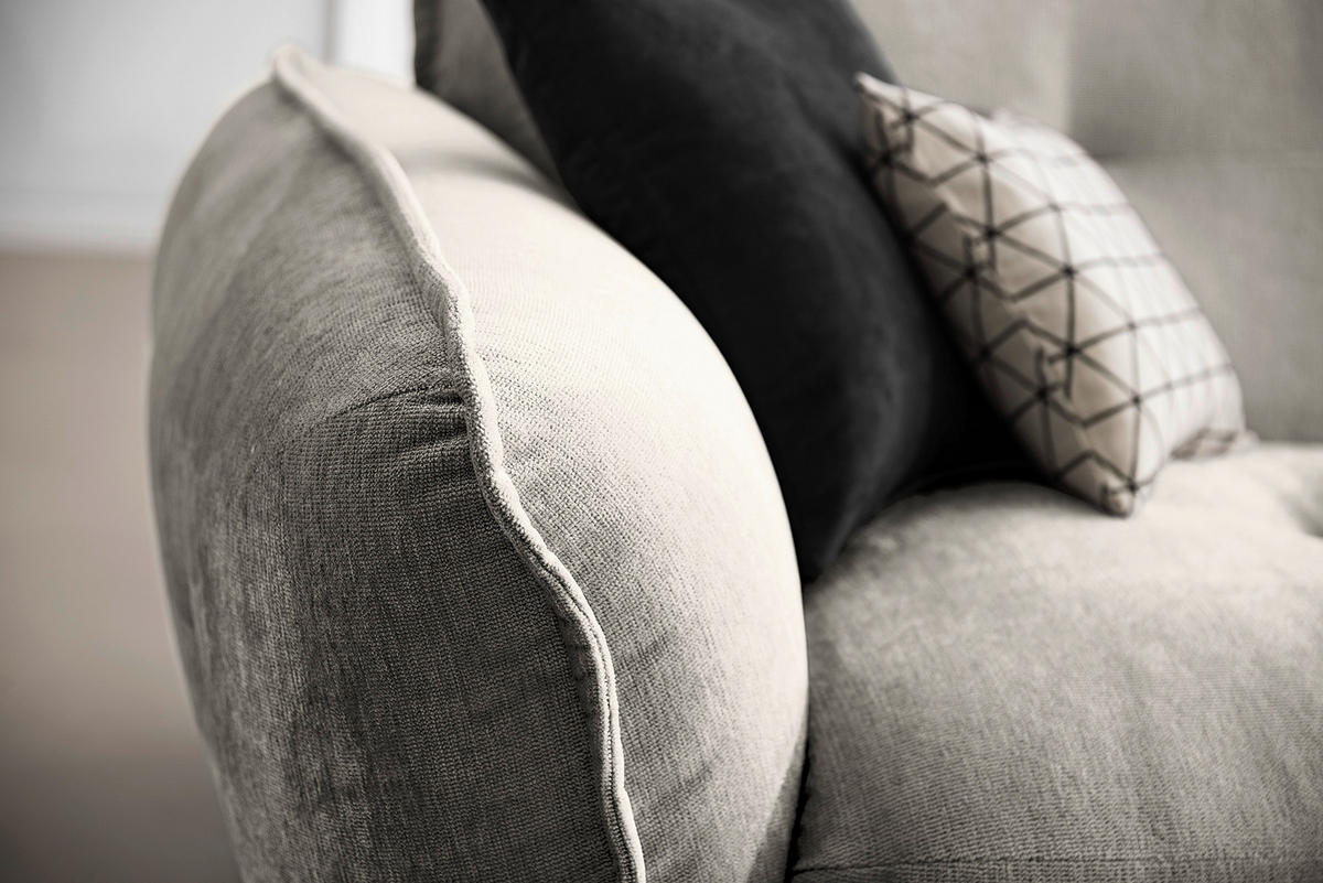 ECKSOFA in Chenille Silberfarben  - Silberfarben/Schwarz, Modern, Kunststoff/Textil (269/184cm) - Trendmanufaktur
