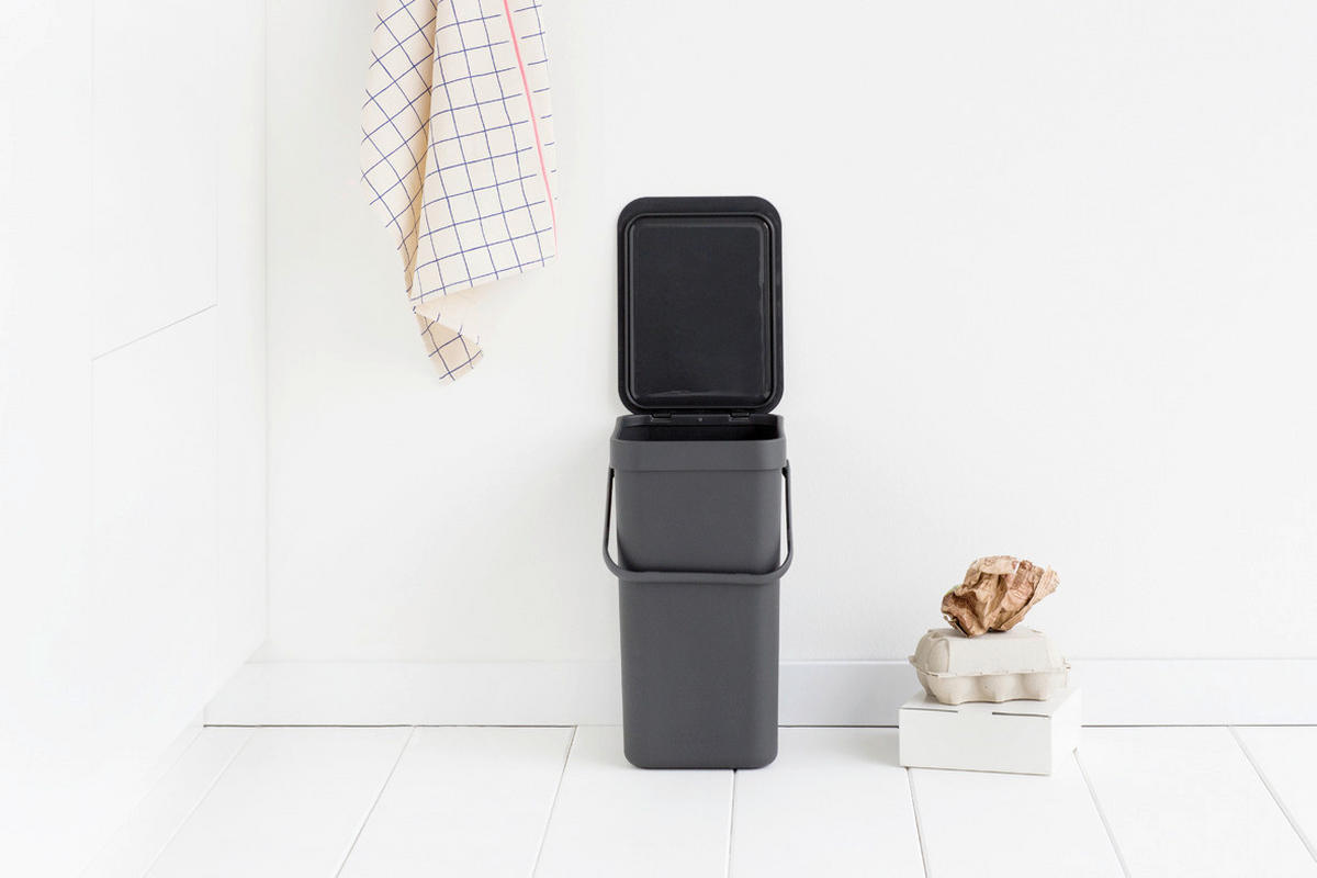 KOŠ ZA SMETI - siva, Basics, umetna masa (20/35.1/24.9cm) - Brabantia