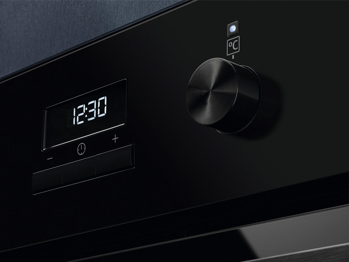 EINBAUBACKOFEN KOFGH40BK  - Schwarz, Basics, Glas/Metall (59,5/59,4/54,8cm) - Electrolux