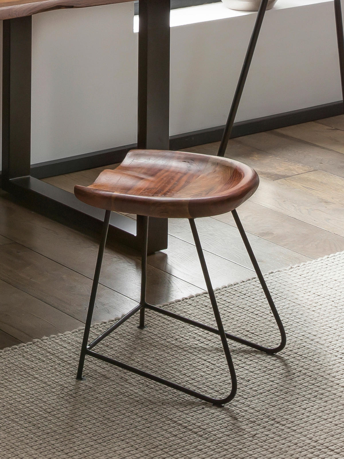 HOCKER Akazie Naturfarben, Schwarz  - Schwarz/Naturfarben, Design, Holz/Metall (42/48/38cm) - MID.YOU