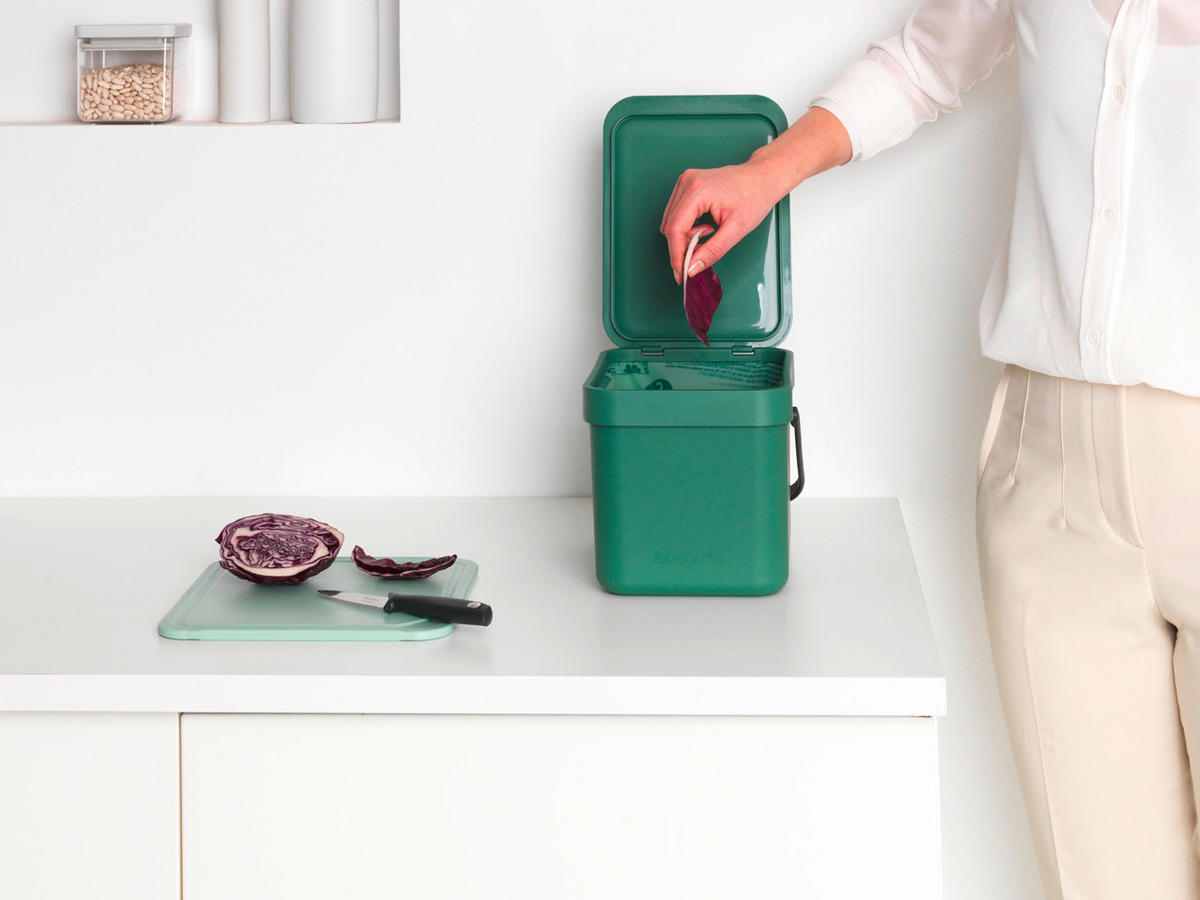 ABFALLEIMER 6 L  - Basics, Kunststoff (20/18.1/24.9cm) - Brabantia