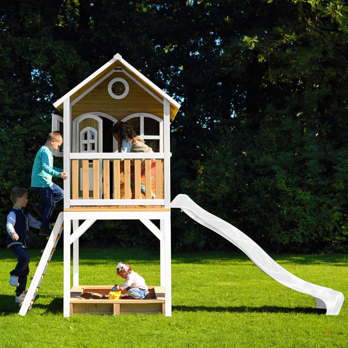 SPIELHAUS SARAH 370/291/191 cm  - Braun/Weiß, KONVENTIONELL, Holz/Kunststoff (370/291/191cm) - Ambia Garden