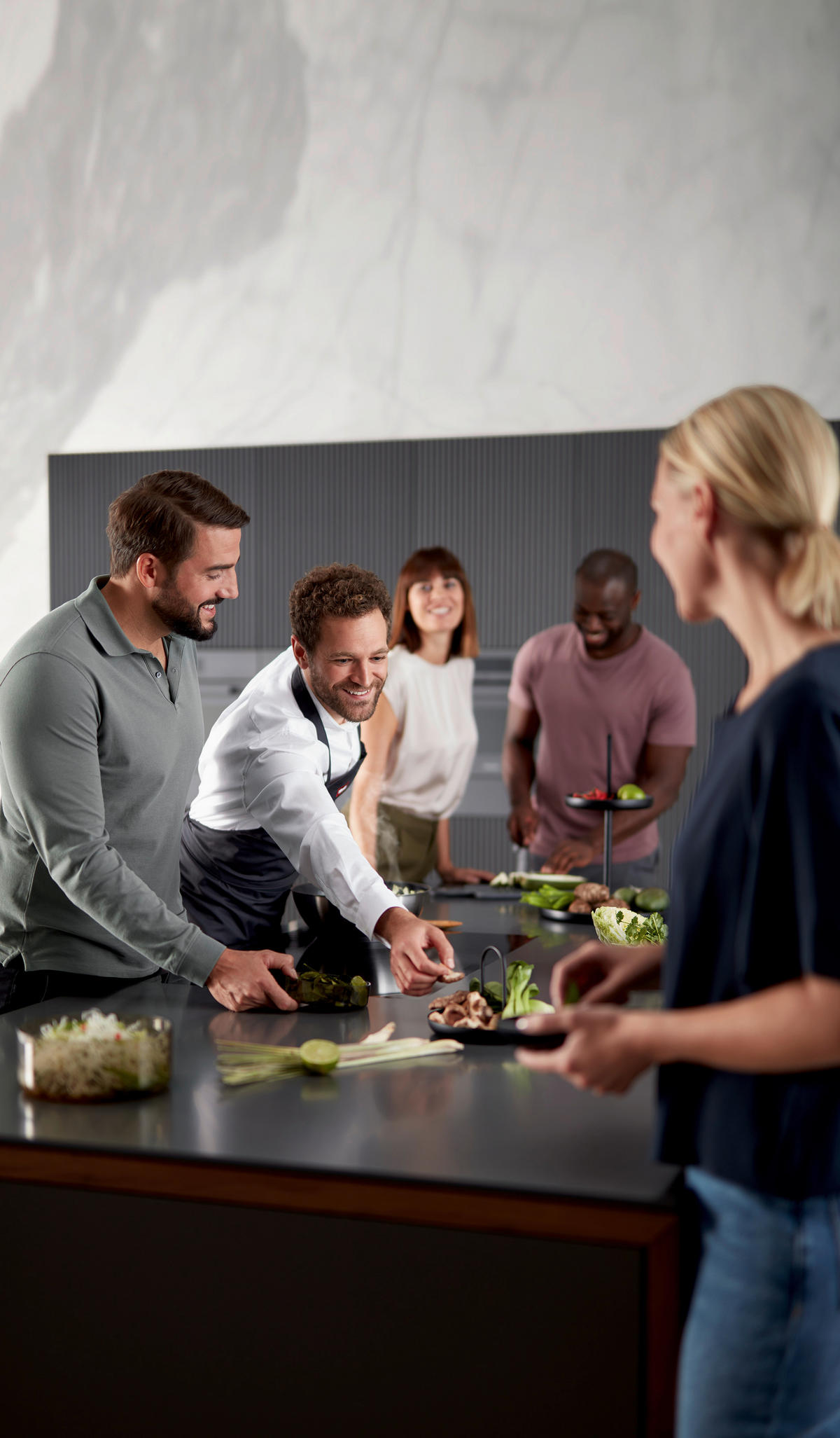 EINBAUBACKOFEN H 7364 BP  - Edelstahlfarben, Basics, Glas/Metall (59,5/59,6/56,9cm) - Miele